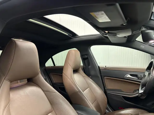 Mercedes-Benz Cla view 13