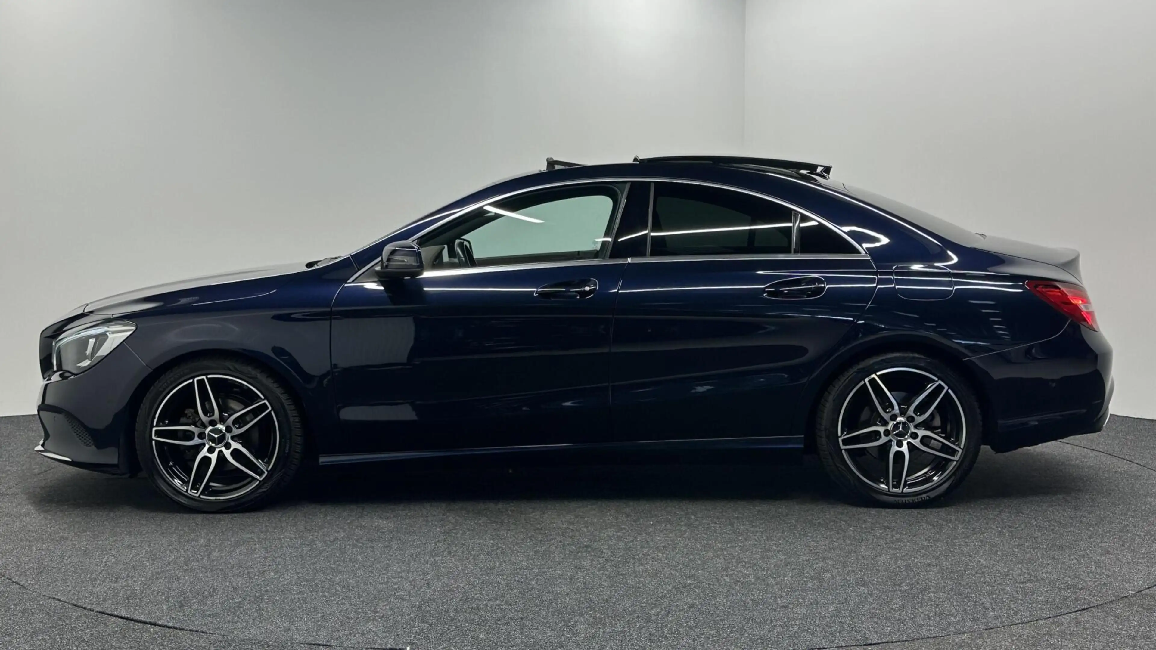 Mercedes-Benz CLA 200 Prestige TREKHAAK LEER PANO NAVI CAMERA. — photo 8