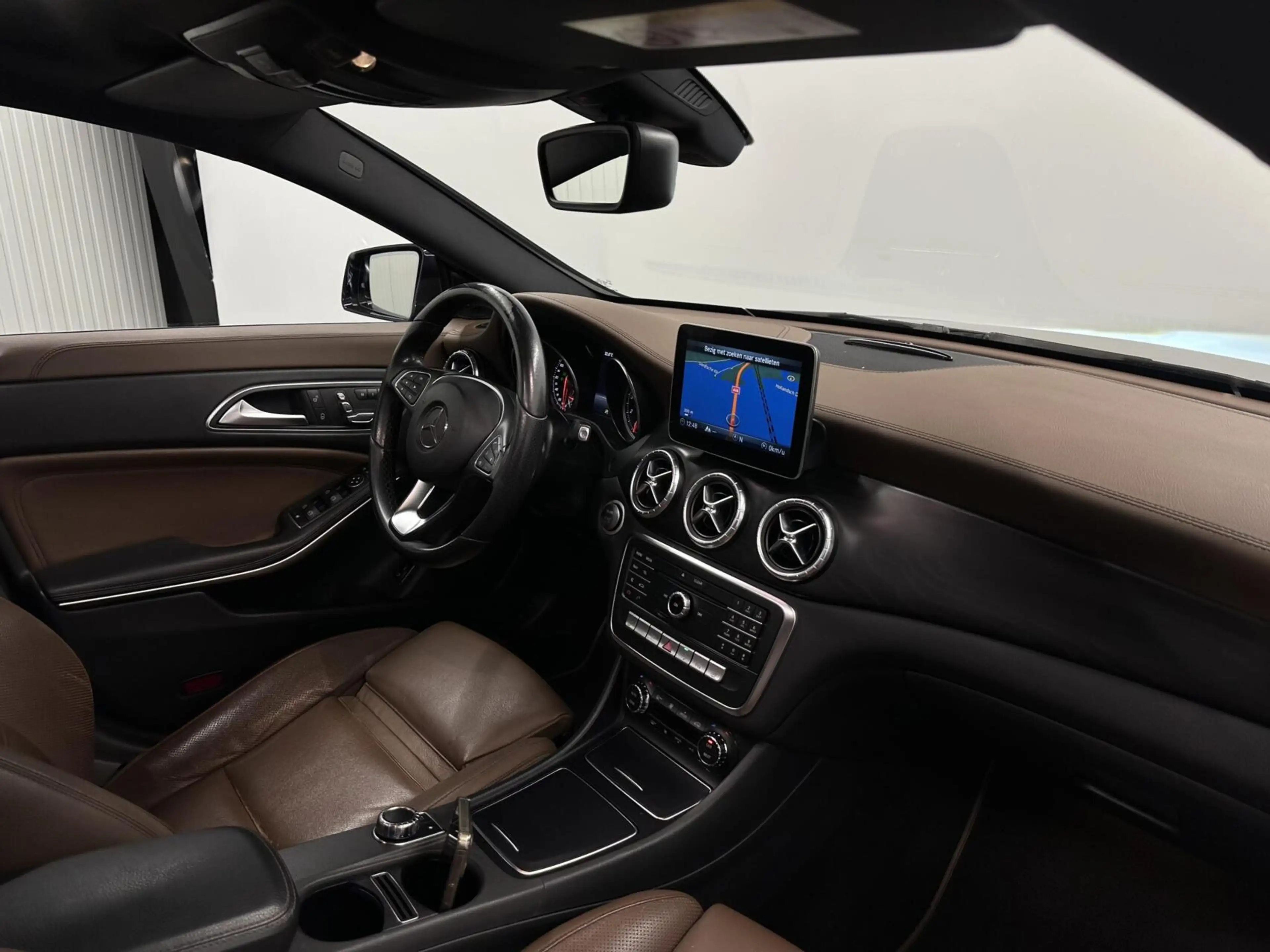 Mercedes-Benz CLA 200 Prestige TREKHAAK LEER PANO NAVI CAMERA. — photo 15