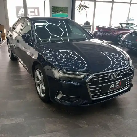 Audi A6 view 12