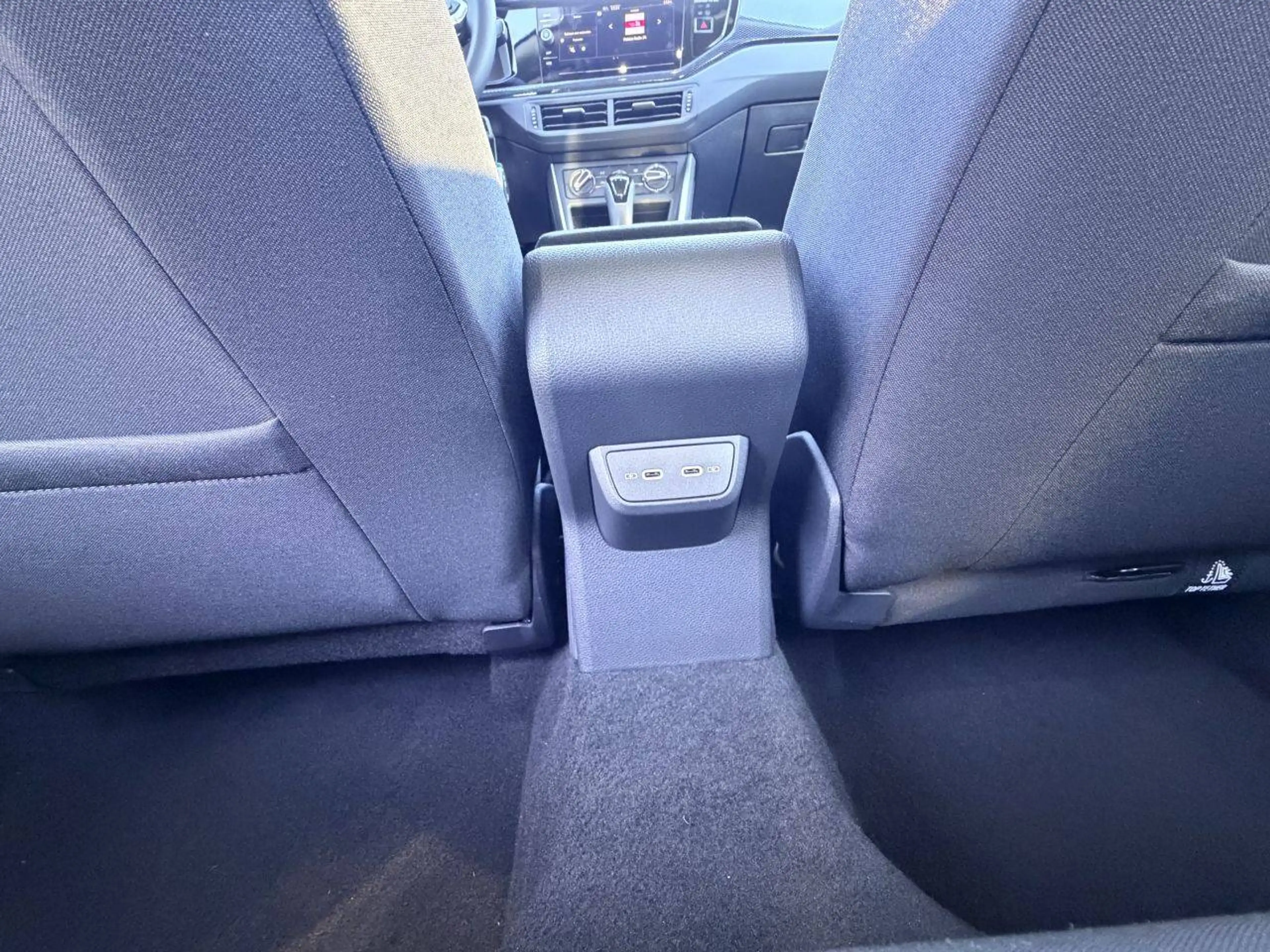 Volkswagen Taigo Taigo 1.0 TSI Life Business OPF DSG Life Business — photo 11