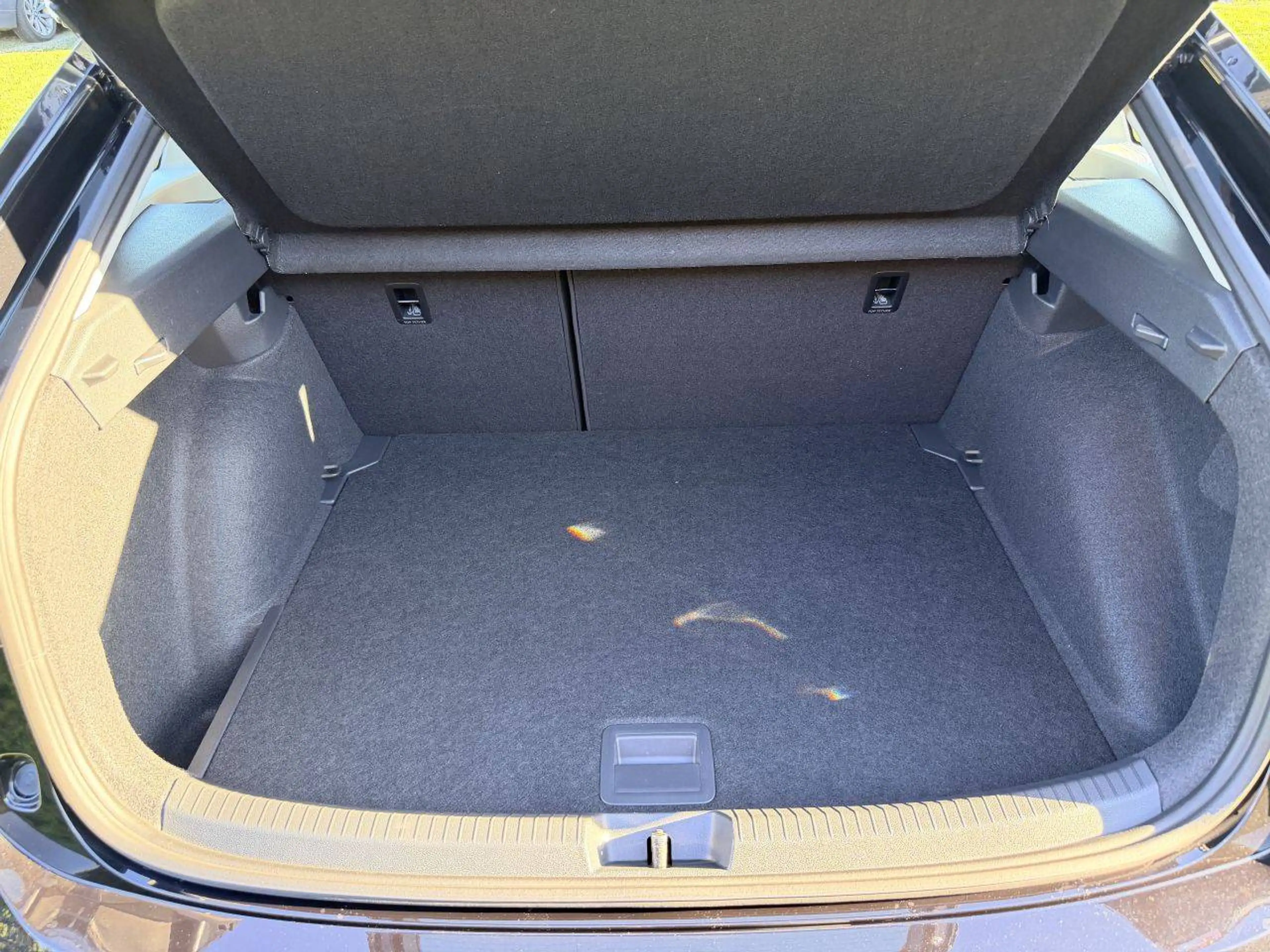 Volkswagen Taigo Taigo 1.0 TSI Life Business OPF DSG Life Business — photo 15
