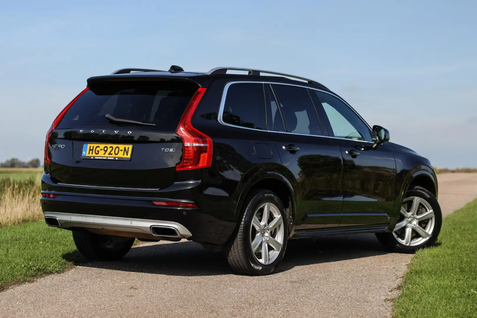 Volvo XC90 2.0 T8 Twin Engine 408 PK AWD 7p. ✅ Leder ✅ Pano ✅ Zwart - 2