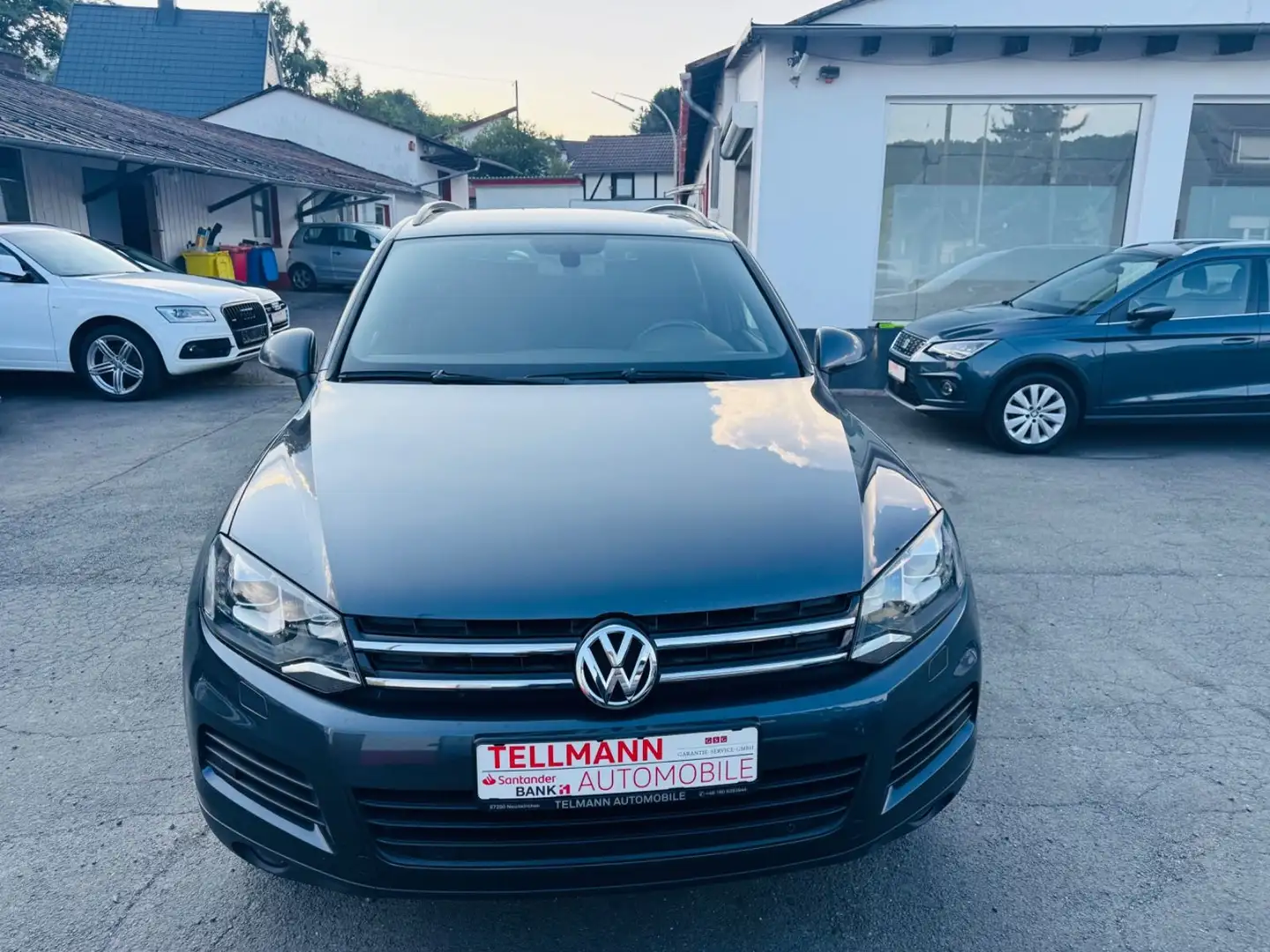 Volkswagen Touareg V6 TDI BMT/AHK/Xenon/Sauberen Zust/ Gri - 2