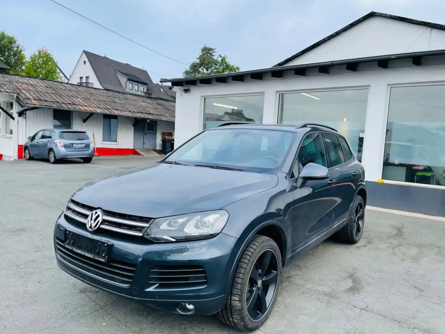 Volkswagen Touareg V6 TDI BMT/AHK/Xenon/Sauberen Zust/ Gris - 1