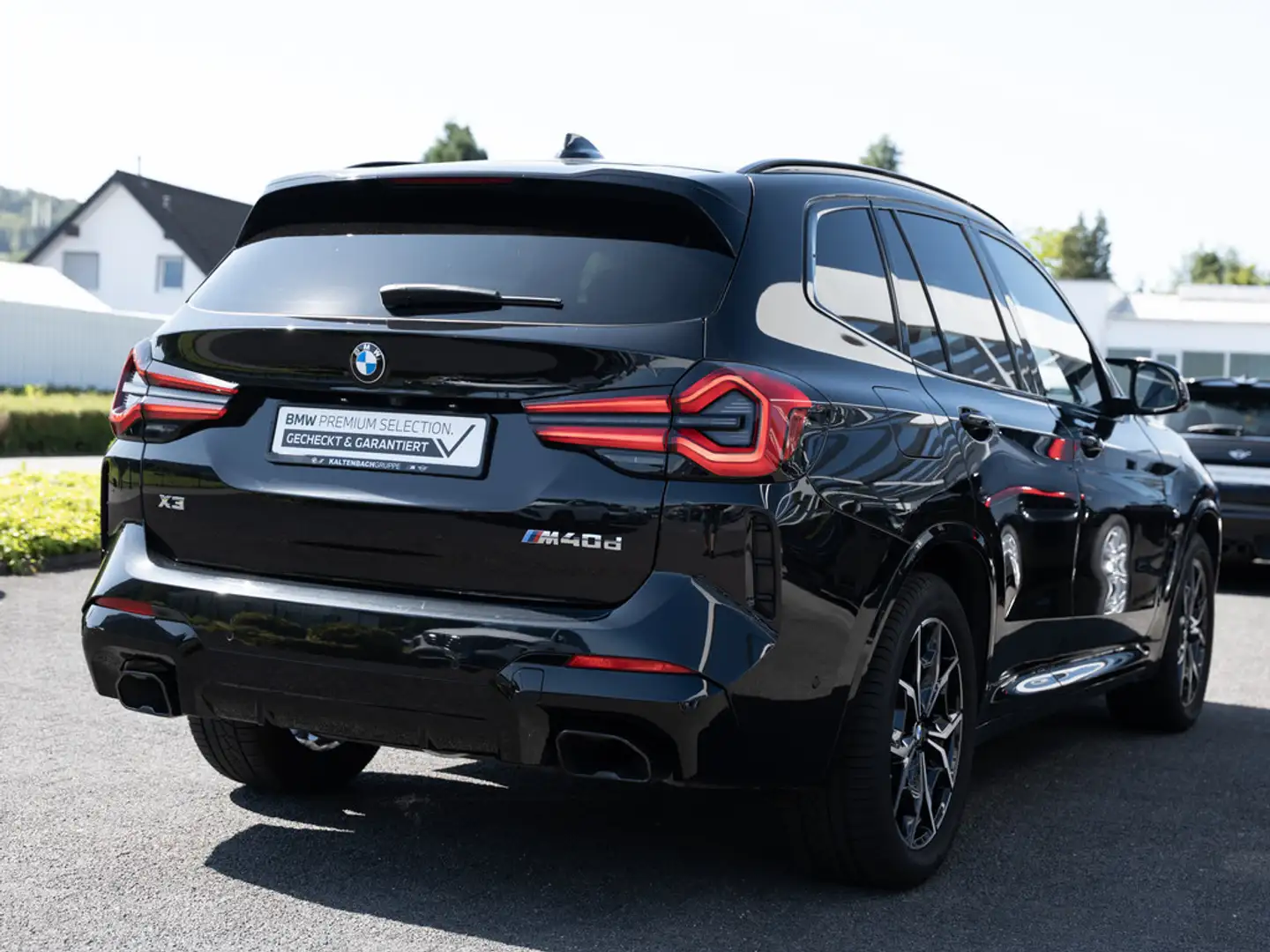 BMW X3 M 40d PANO STANDHZ AHK 360° LASER HUD NAVI Schwarz - 2