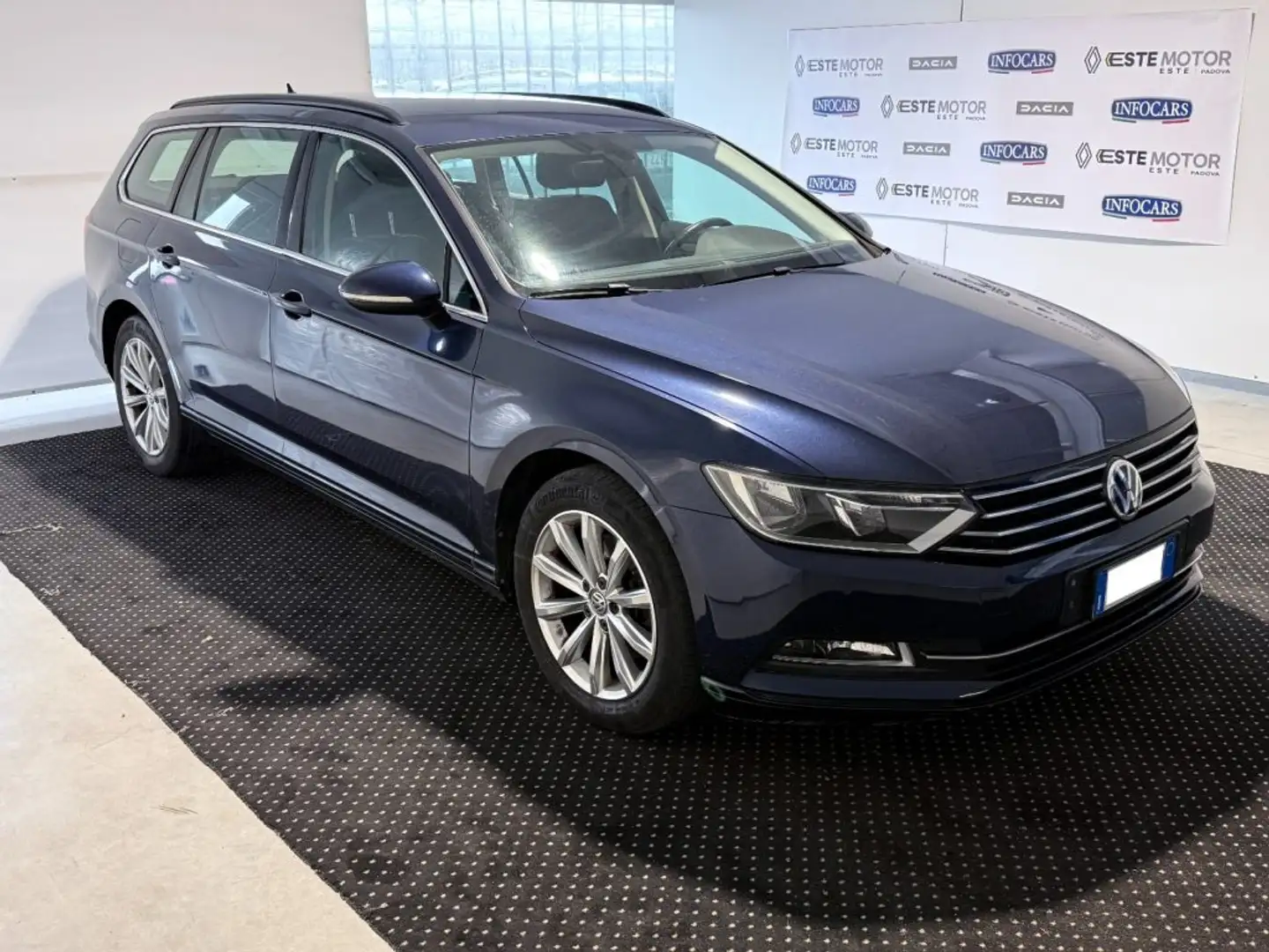 Volkswagen Passat Variant 1.6 TDI 120 CV Businessline Occasione Bleu - 1