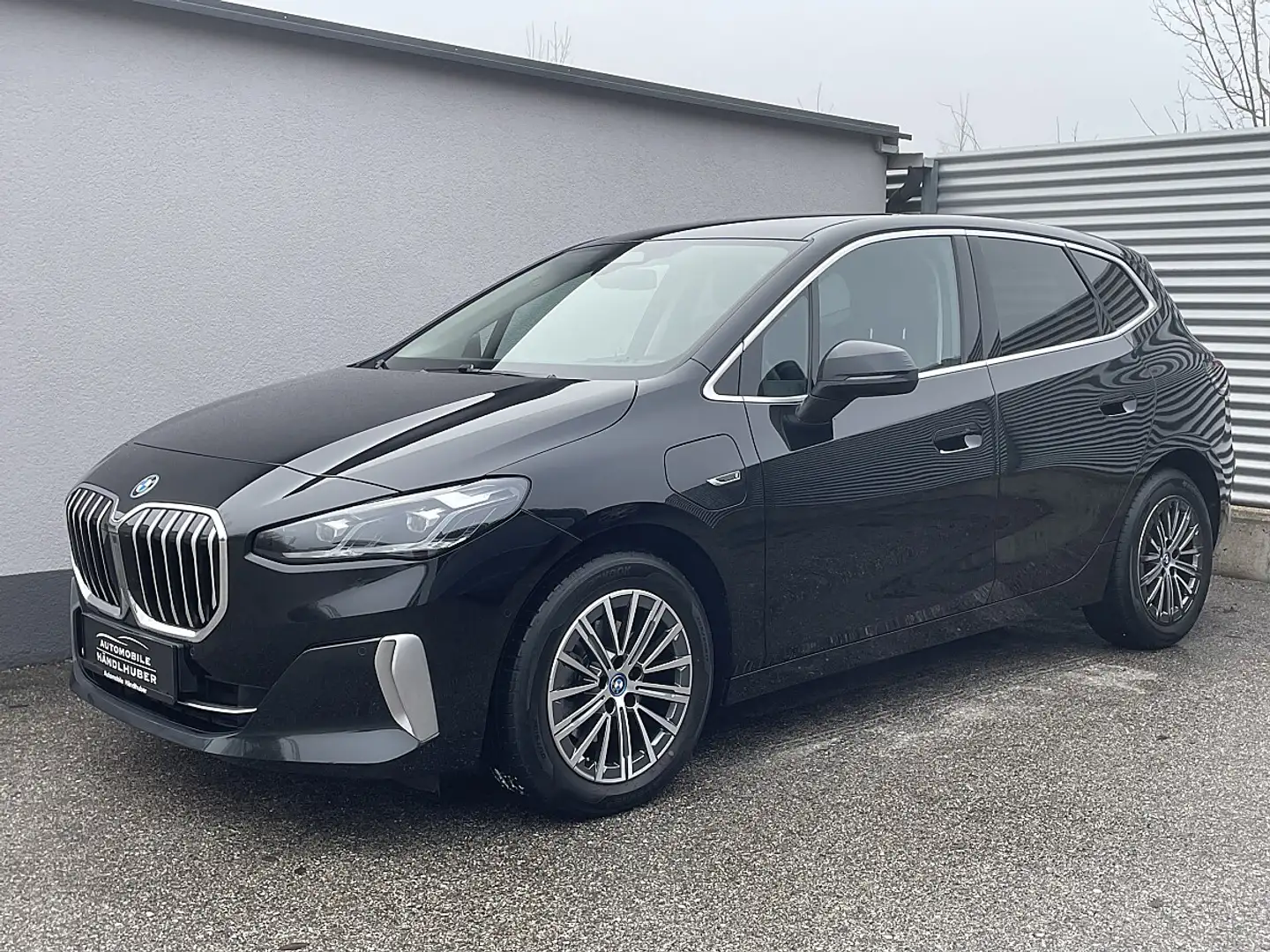BMW 225 e xDrive PHEV Active Tourer Aut.LUXURYLINE/LEDE... Schwarz - 1