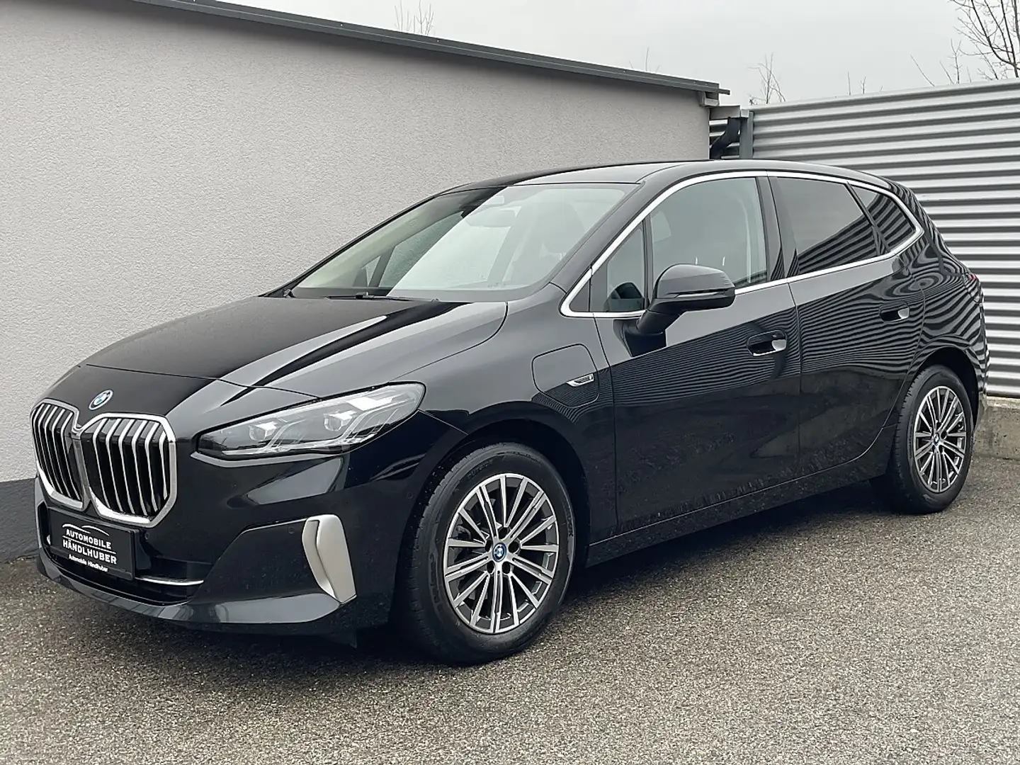 BMW 225 e xDrive PHEV Active Tourer Aut.LUXURYLINE/LEDE... Schwarz - 1