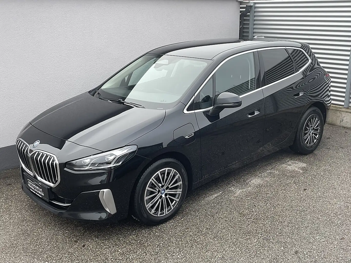 BMW 225 e xDrive PHEV Active Tourer Aut.LUXURYLINE/LEDE... Schwarz - 2