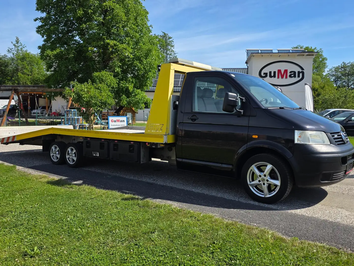Volkswagen T5 Transporter Abschleppwagen Autotransporter Abschlepper Schwarz - 2