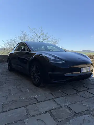 Tesla Model 3 Long Range Dual Motor awd