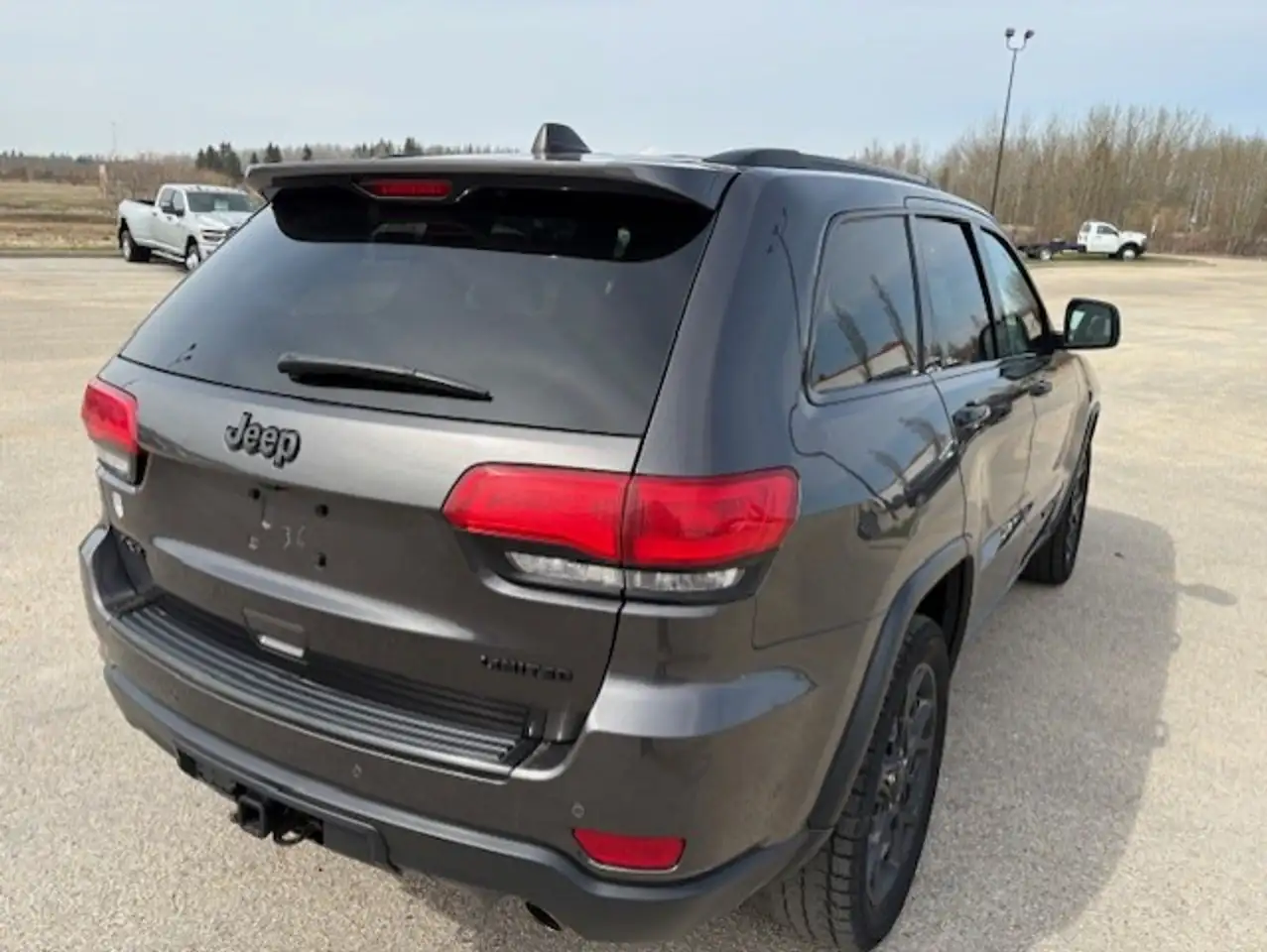 Jeep Grand Cherokee снимка Jeep Grand Cherokee
