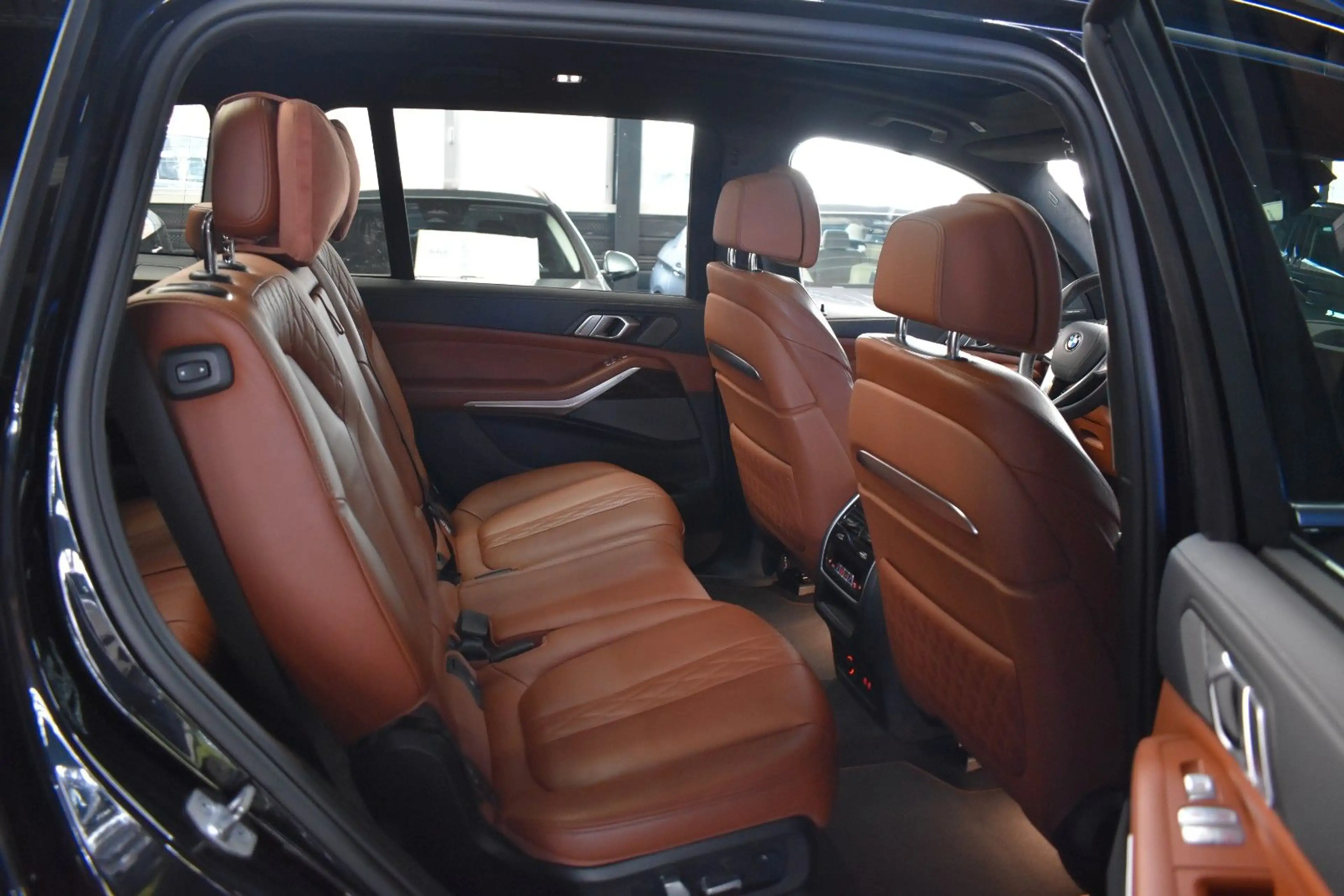 BMW X7 xDrive 40 d*Iconic Glow*7-SITZER*PANO*H&K*AHK — photo 12