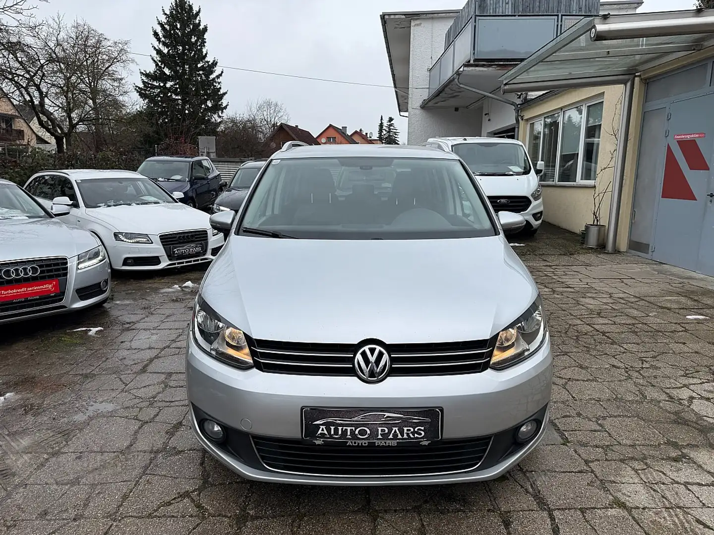 Volkswagen Touran Comfortline 1,6 BMT TDI-NAVI-TEMPOMAT-BLUETOOTH Argento - 2