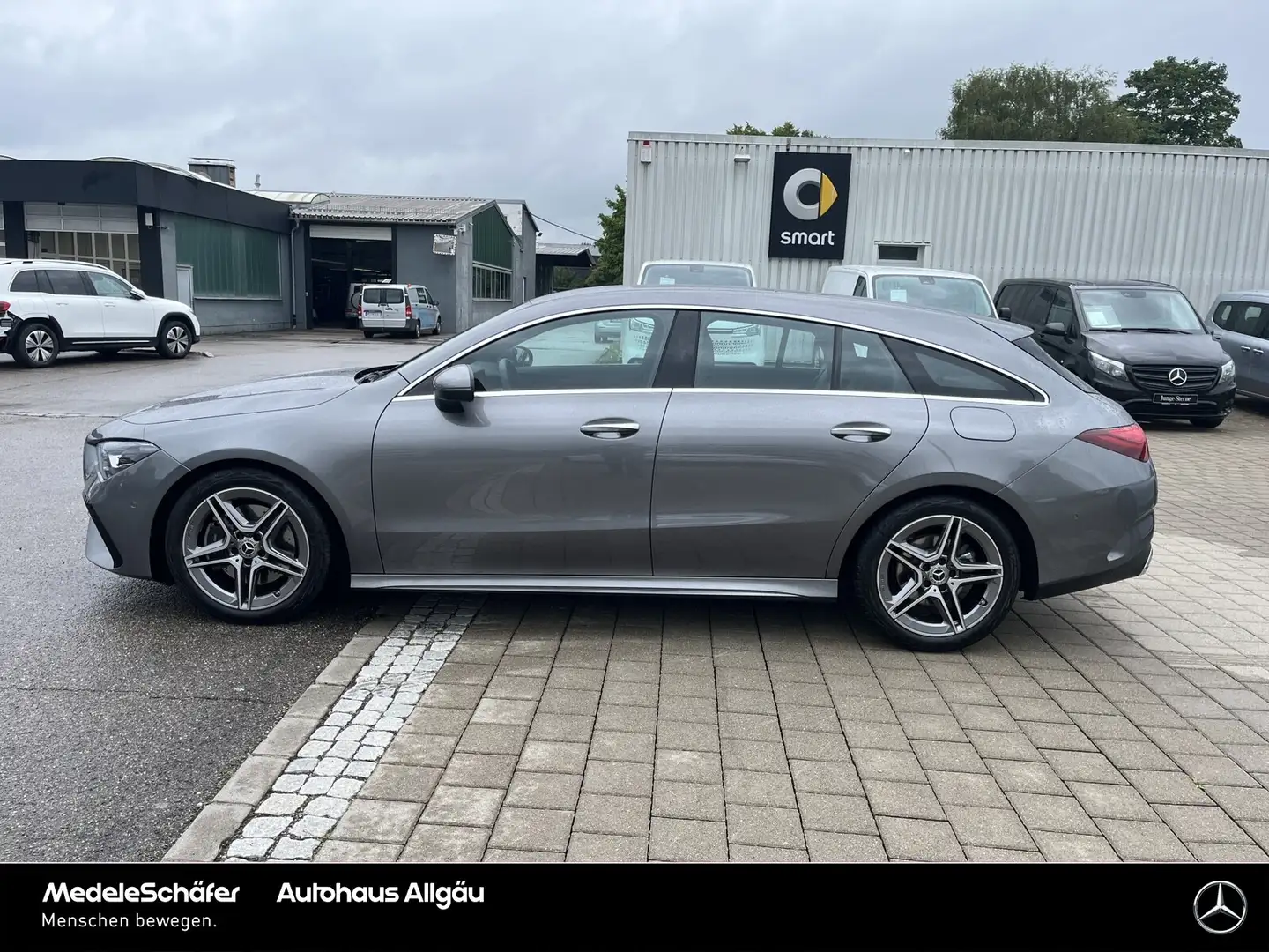 Mercedes-Benz CLA 200 CLA 200 Shooting Brake d AMG KeylessGO Ambiente Gris - 2