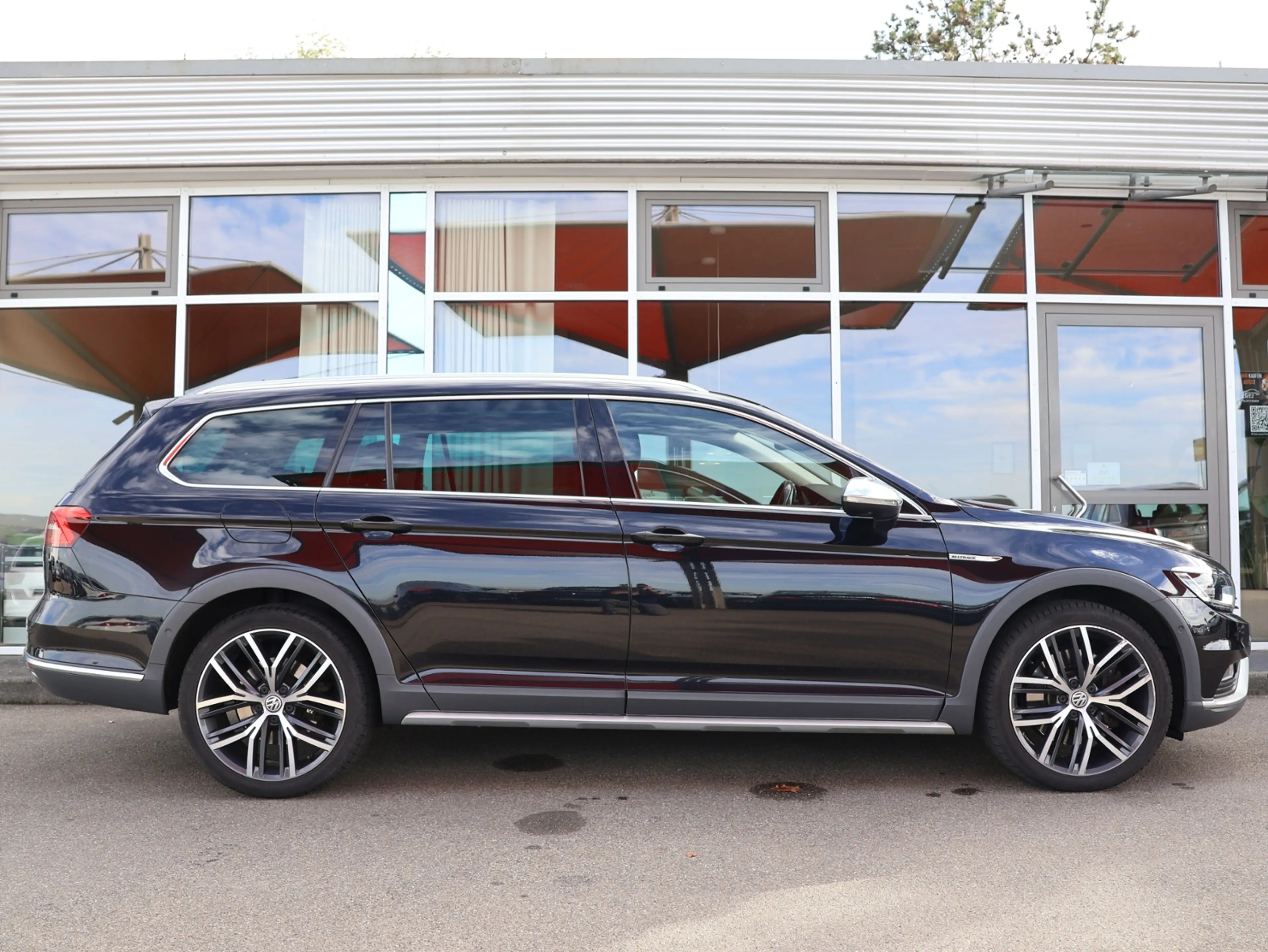 Volkswagen Passat Alltrack 4Motion Pano 360° ACC Leder Memory — photo 7