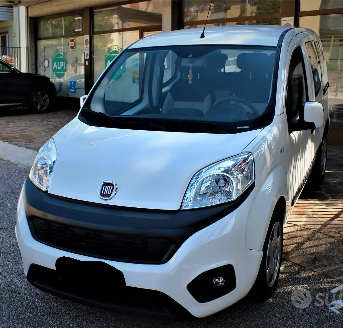 Fiat Qubo Qubo 1.3 mjt 16v Lounge 80cv Blanc - 1