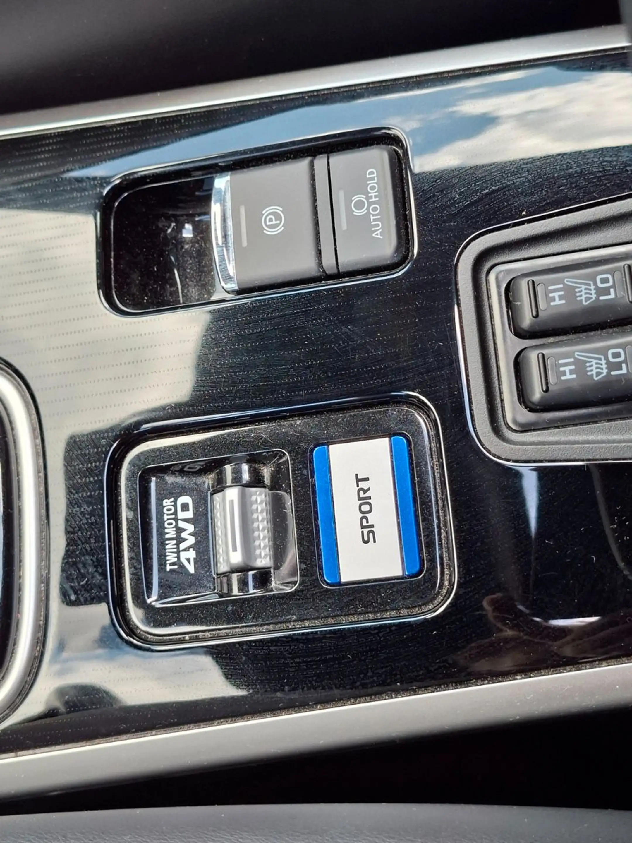 Mitsubishi Outlander Leder SD Allrad Navi — photo 14
