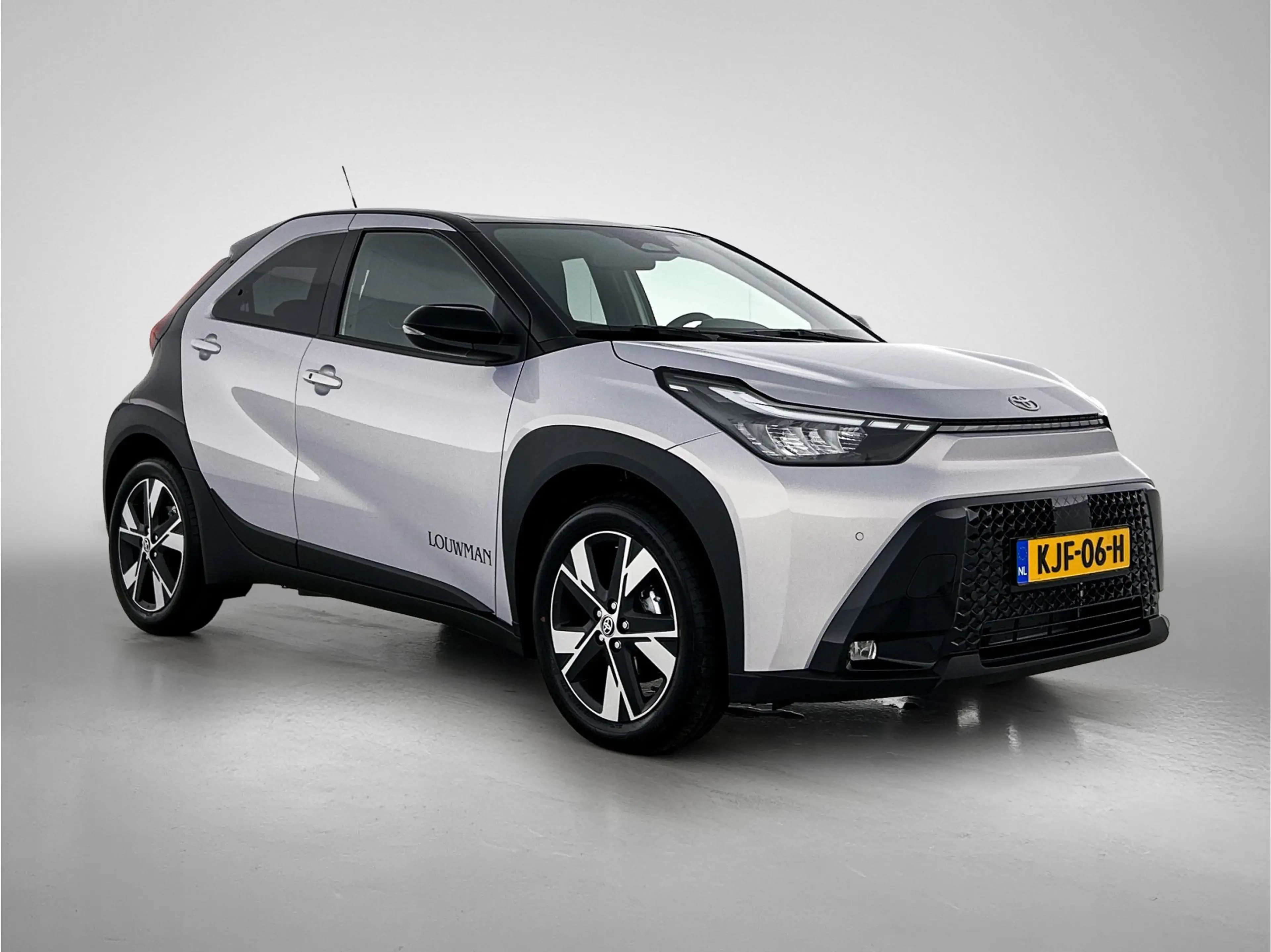Toyota Aygo X Hybrid 115 pulse | Easy Pack | keyless entry | Par — photo 13