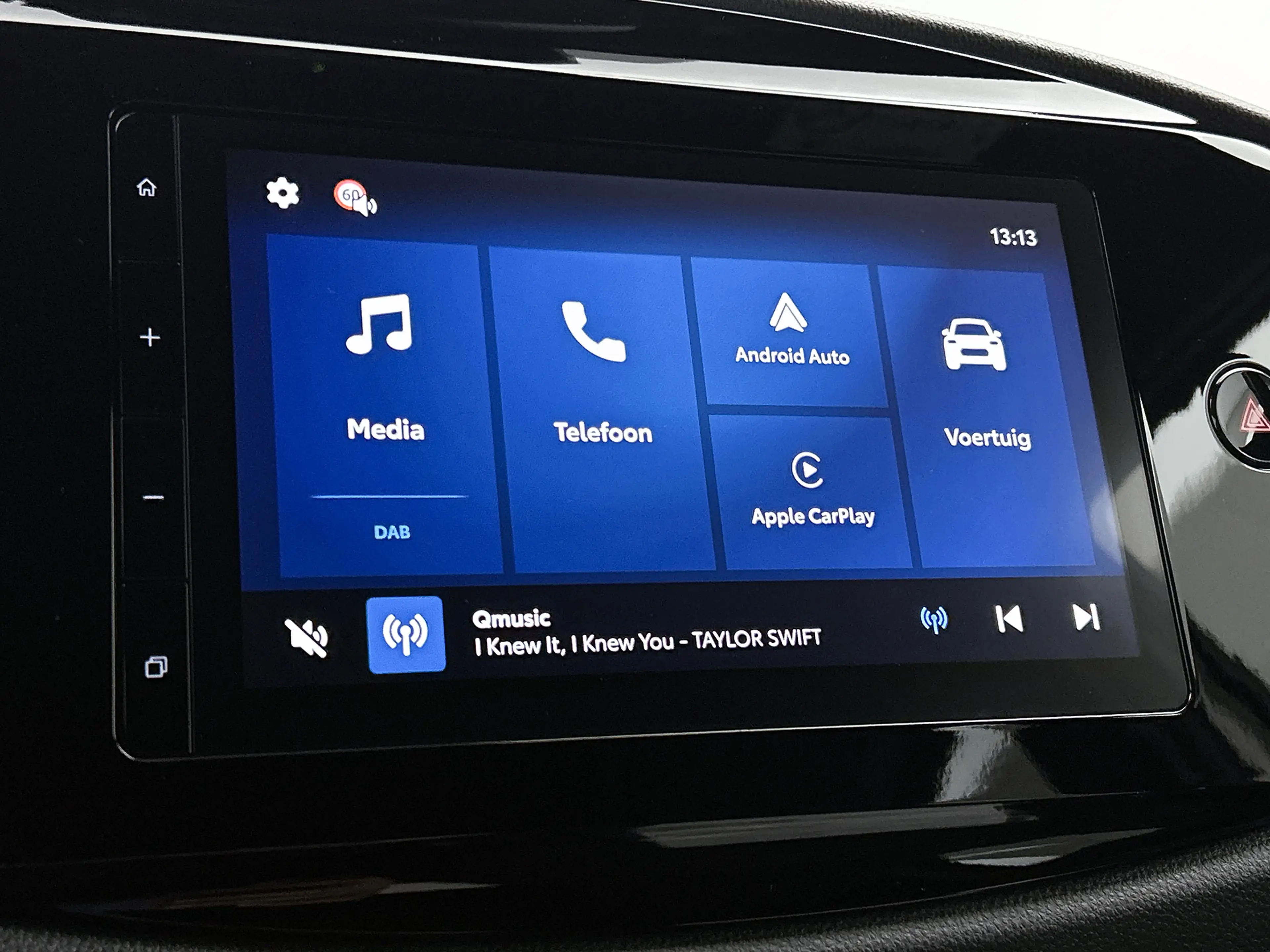 Toyota Aygo X Hybrid 115 pulse | Easy Pack | keyless entry | Par — photo 7