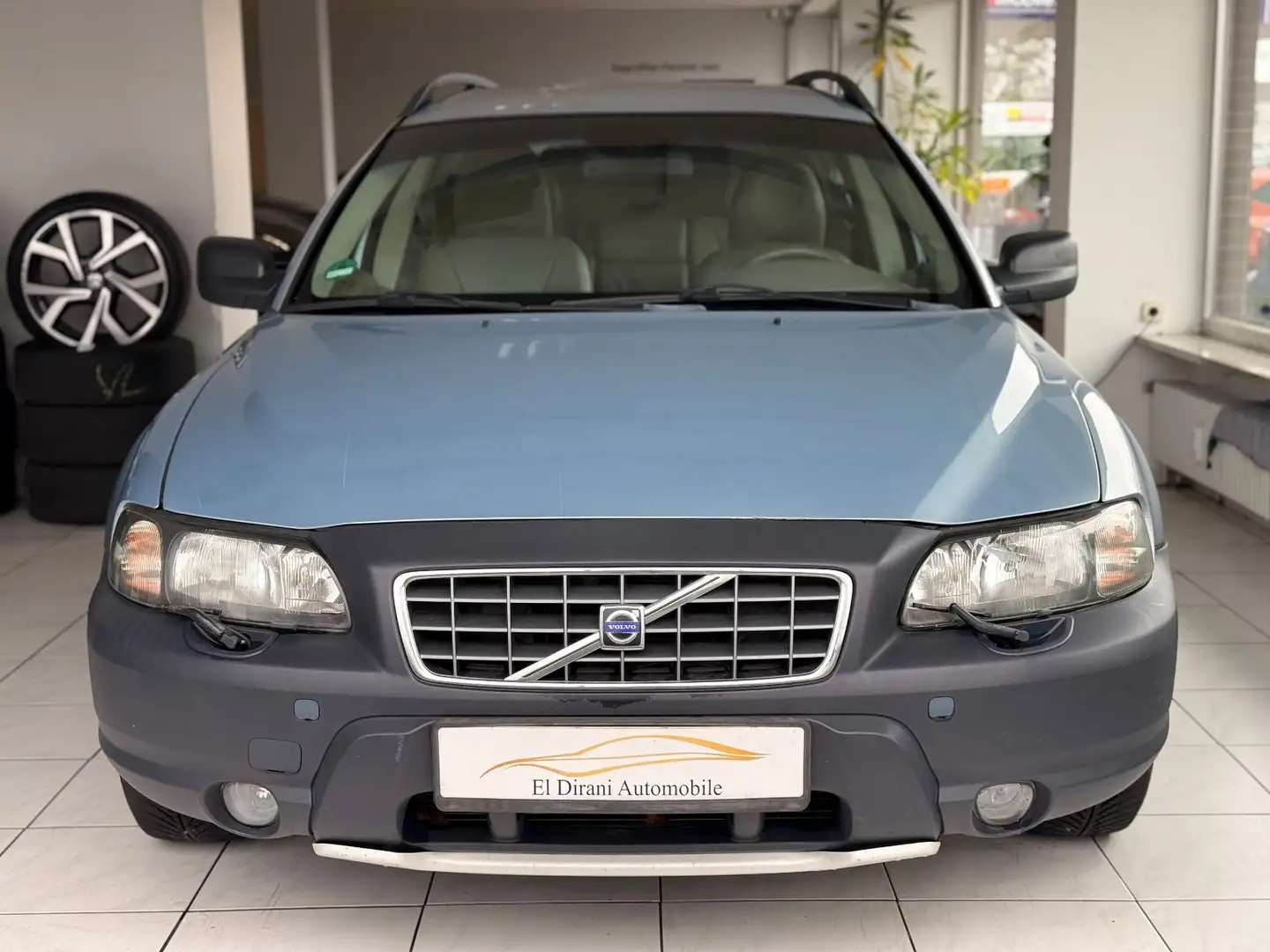 Volvo XC70 D5 Aut. AWD Premium 1.Hd/Leder/Memory/Klima Bleu - 2