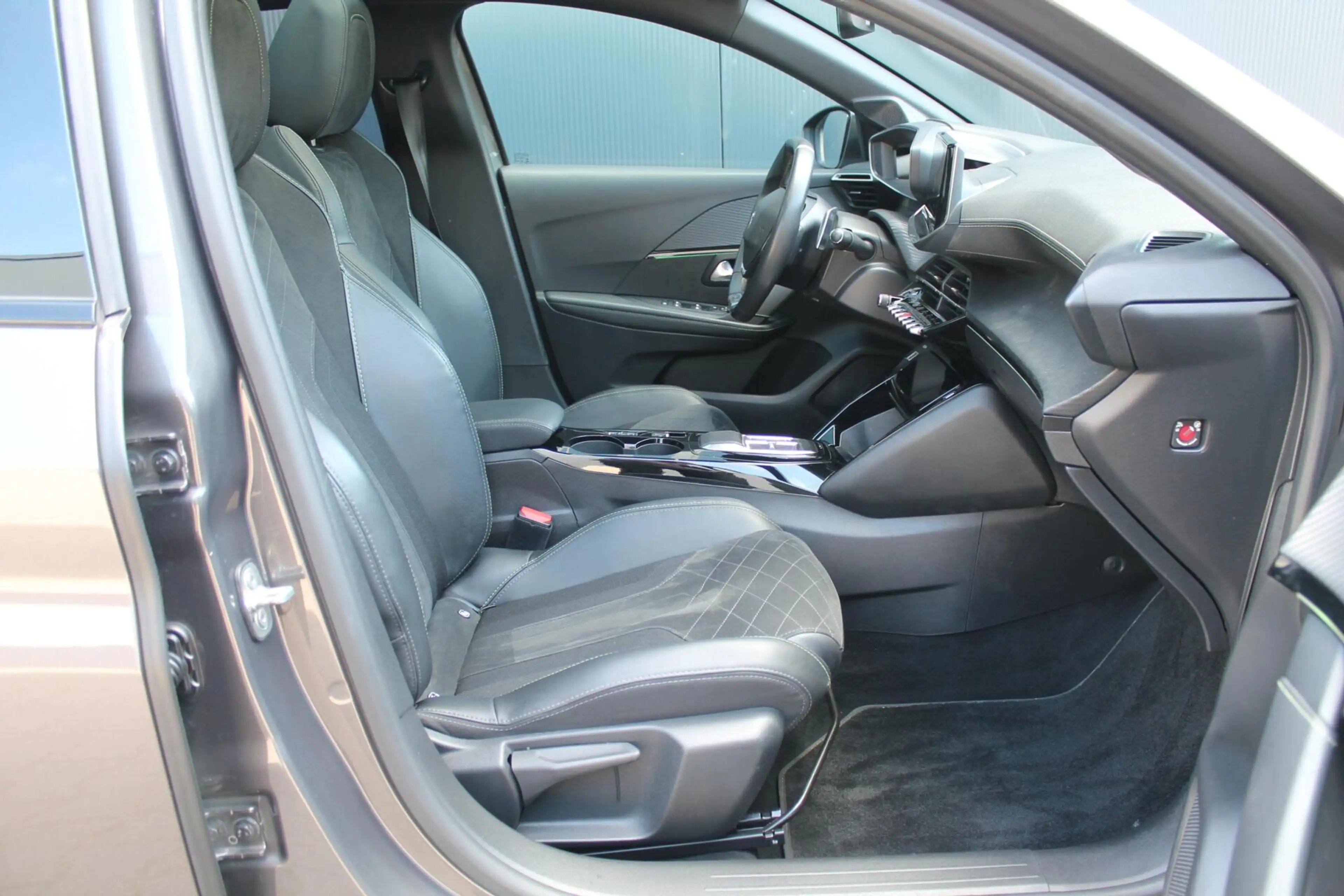 Peugeot 208 1.2 PureTech GT Automaat | Pano | Navi | Camera | — photo 5