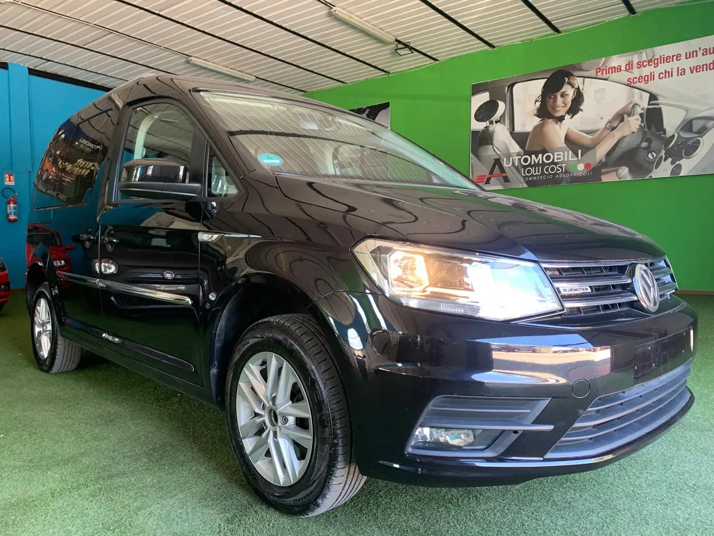 Volkswagen Caddy Nero - 1