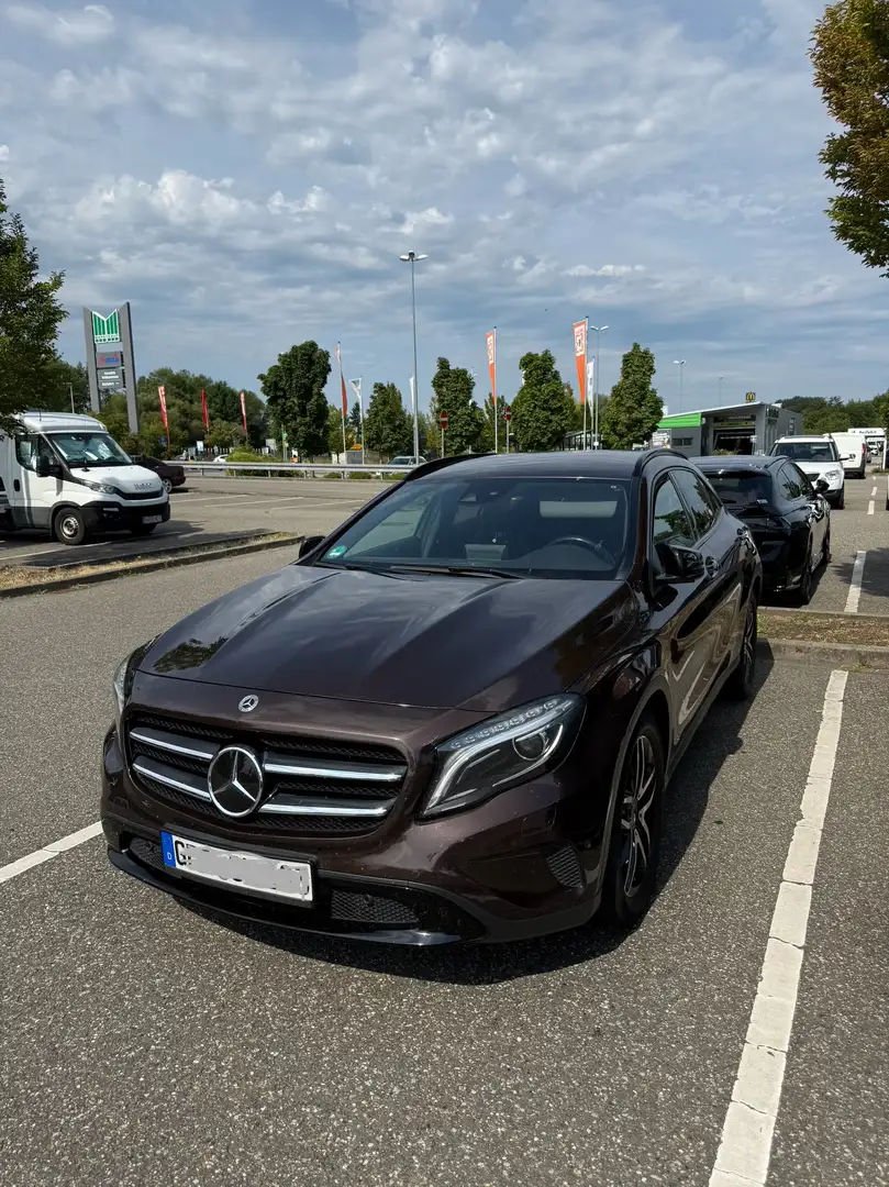 Mercedes-Benz GLA 220 CDI 7G-DCT - 1