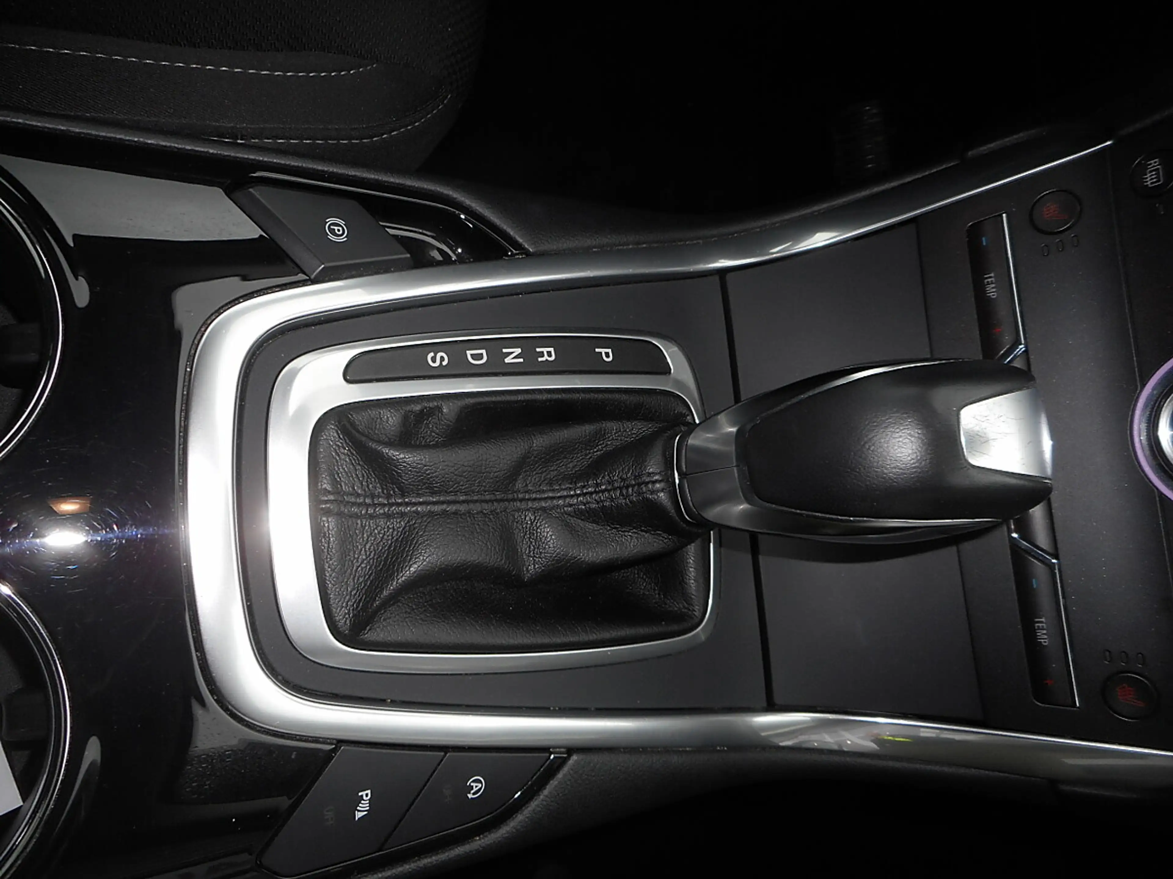 Ford S-Max S-MAX Titanium 2.0 TDCi Auto-Start/Stop Aut. — photo 11
