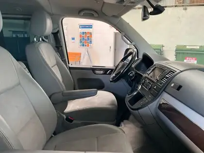 Annonce voiture d'occasion Volkswagen T5 Multivan - CARADIZE