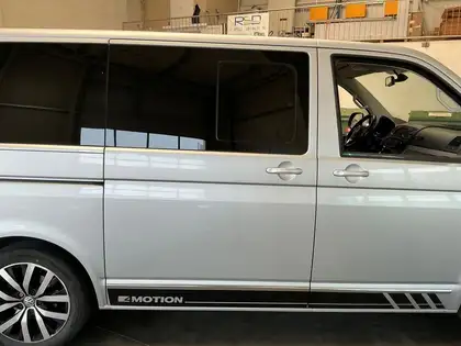 Annonce voiture d'occasion Volkswagen T5 Multivan - CARADIZE