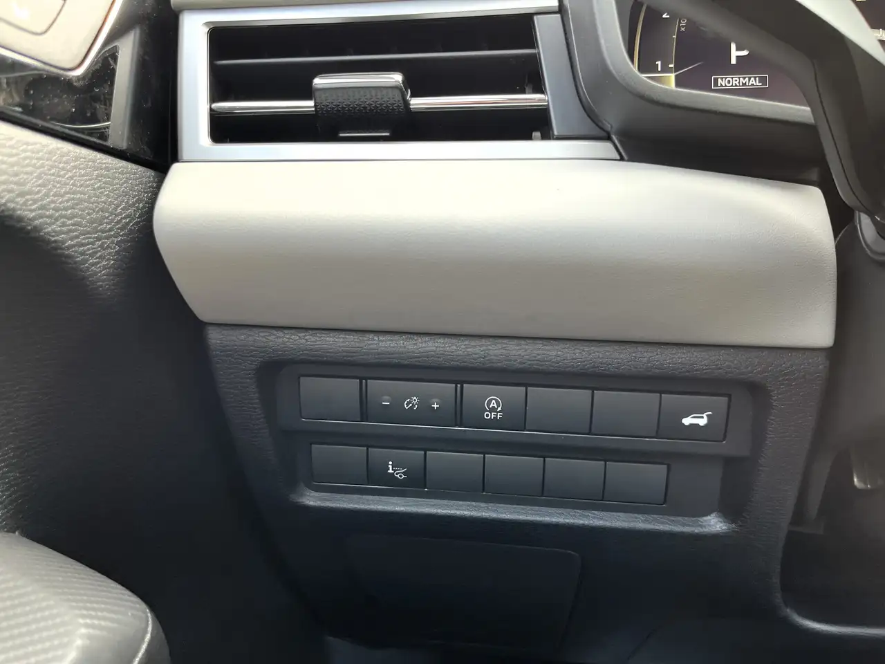 Mitsubishi Outlander снимка Mitsubishi Outlander