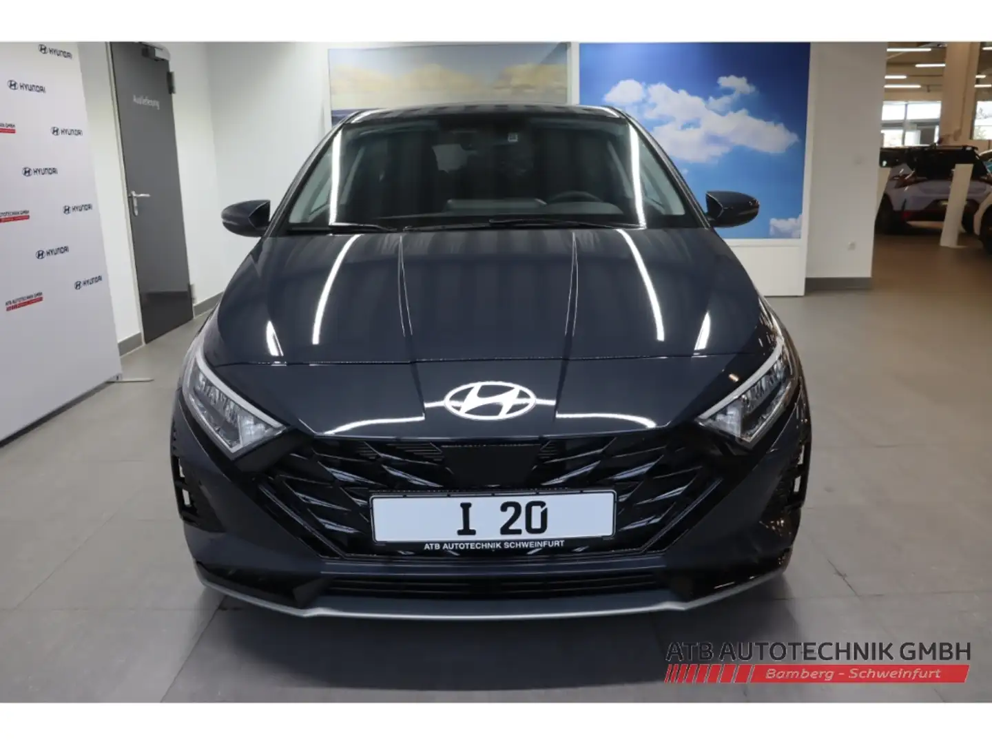 Hyundai i20 Trend 100 PS DCT, Lichtpaket Navi Digitales Cockpi Gris - 2