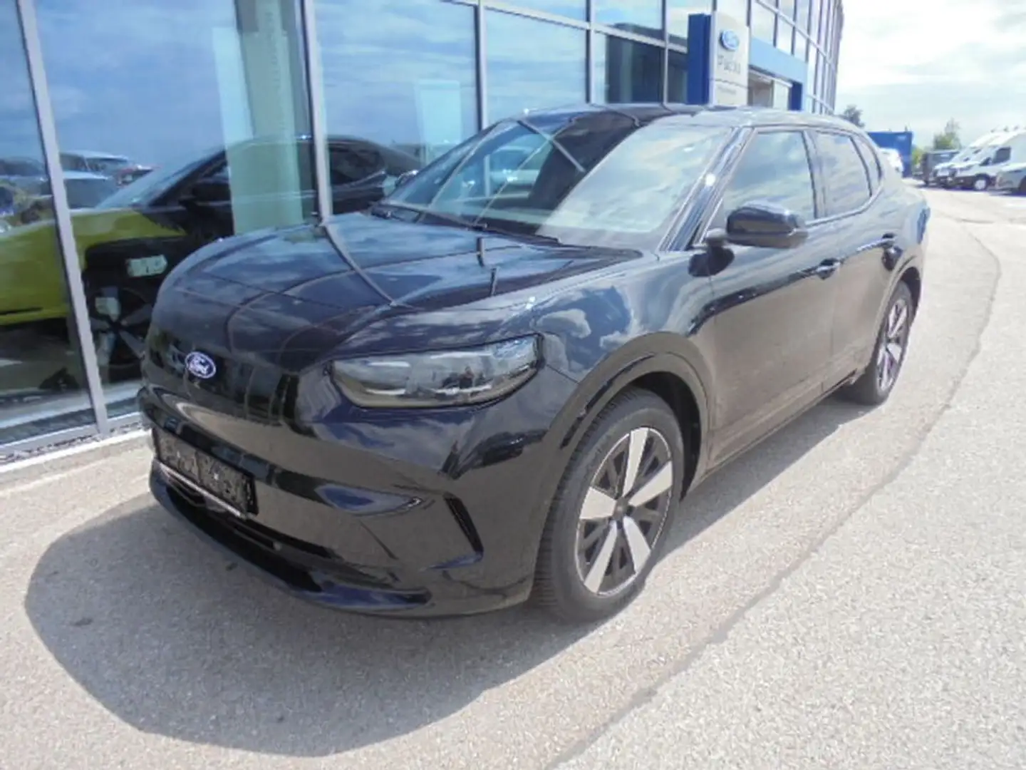 Ford Capri Elektro RWD 52kWh 170PS Schwarz - 1