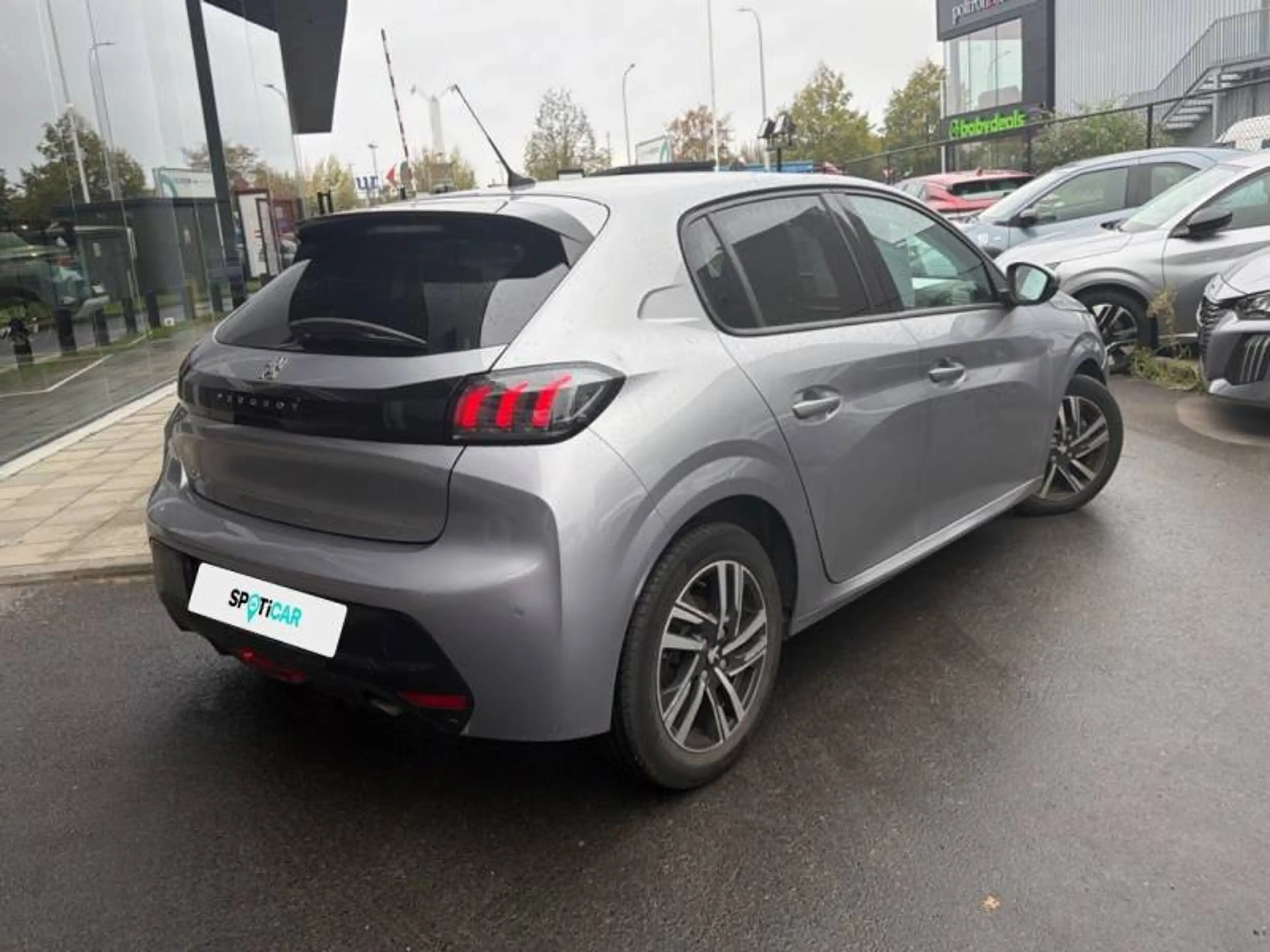 Peugeot 208 2 1.2 PureTech 100 MAN6 S&S Allure Pack — photo 3