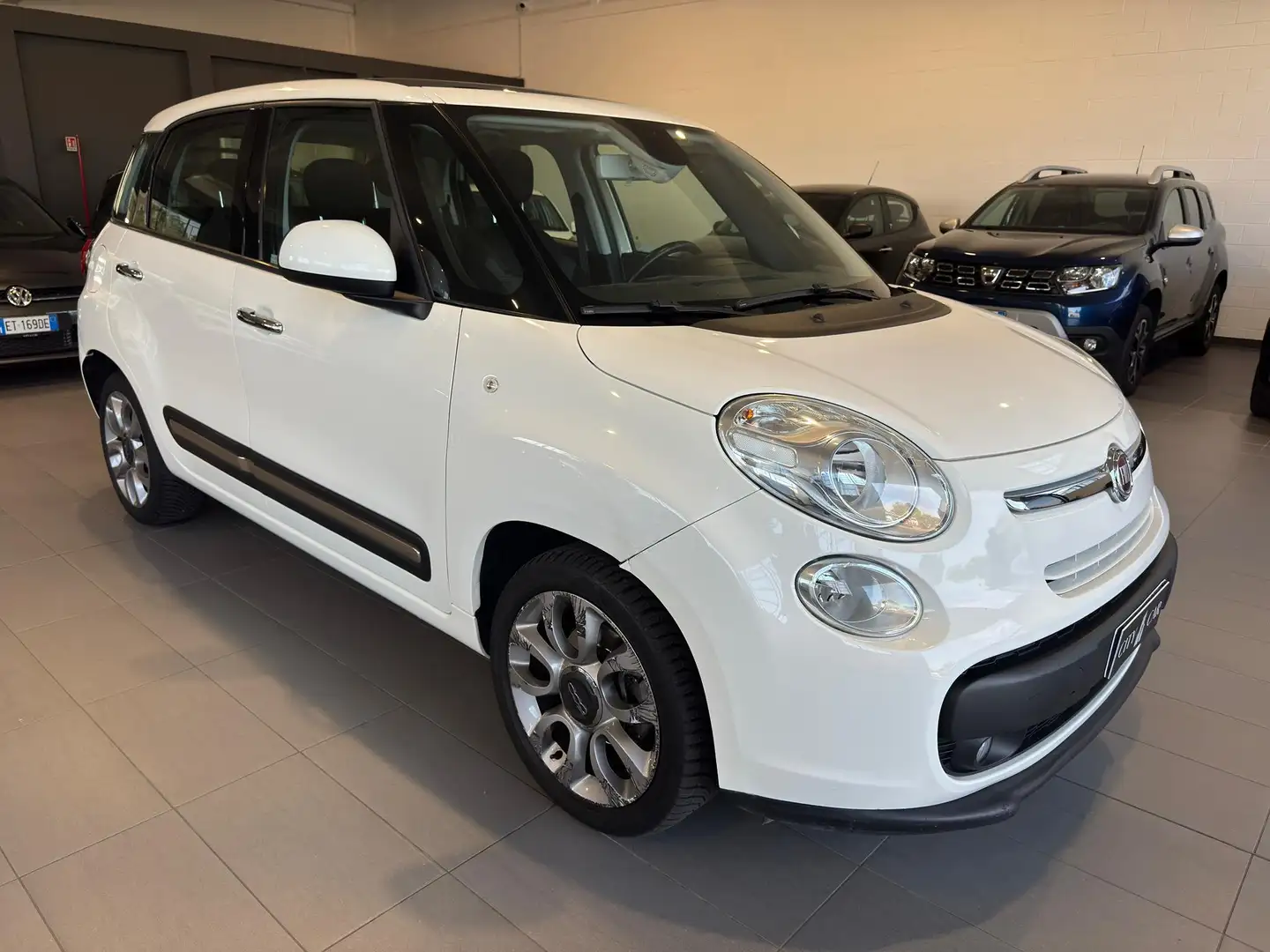 Fiat 500L 500L 1.6 mjt Lounge 105cv Wit - 1