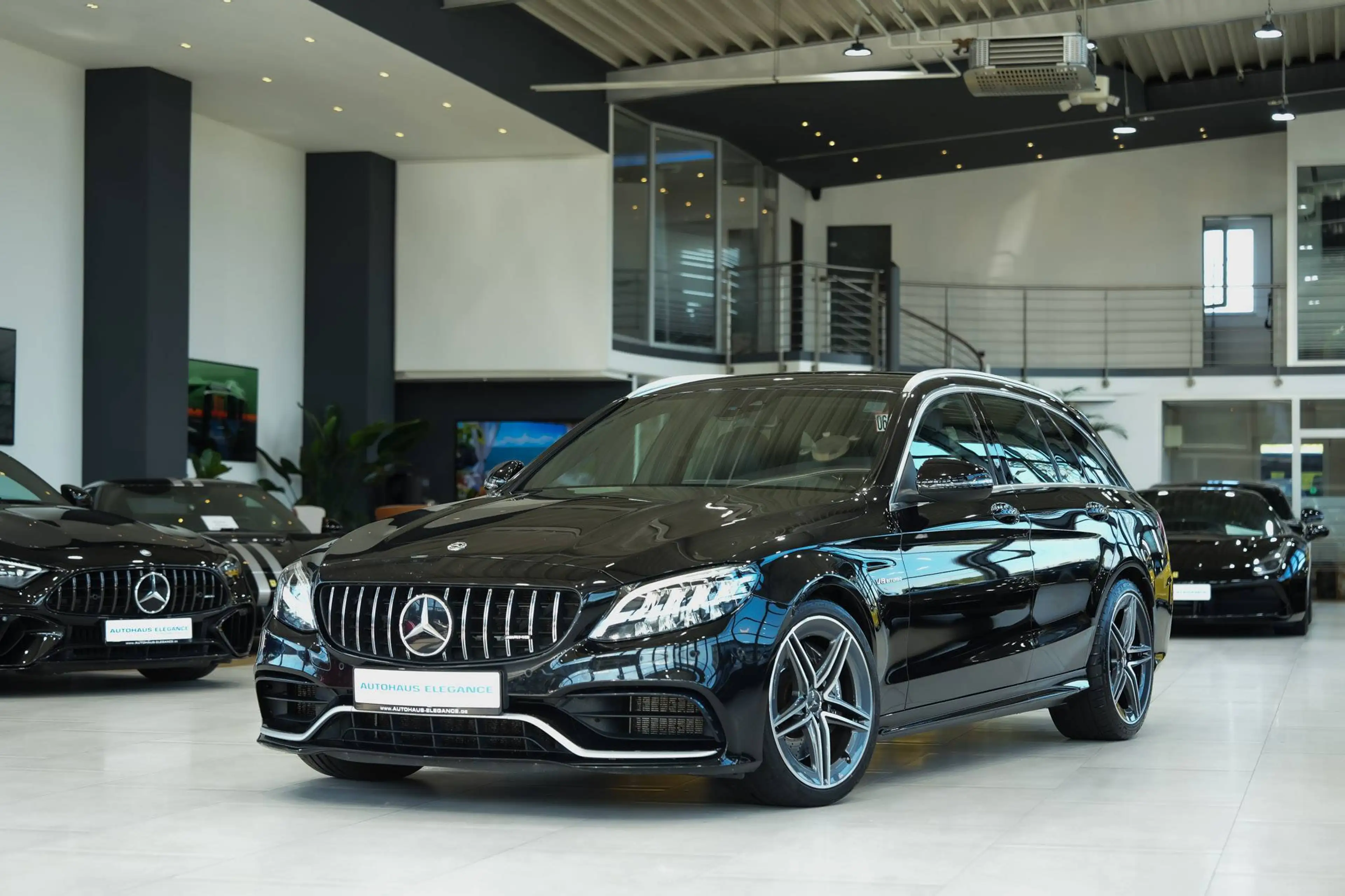 Mercedes-Benz C 63 AMG T-Modell*PERF-ABGAS*SPORTSITZE*BURM*LED — photo 7
