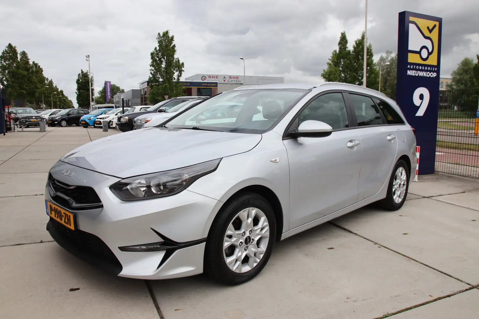 Kia Ceed SW / cee'd SW Sportswagon 1.0 T-GDi Groot Navi, ACC, Nl auto 1e Grijs - 1