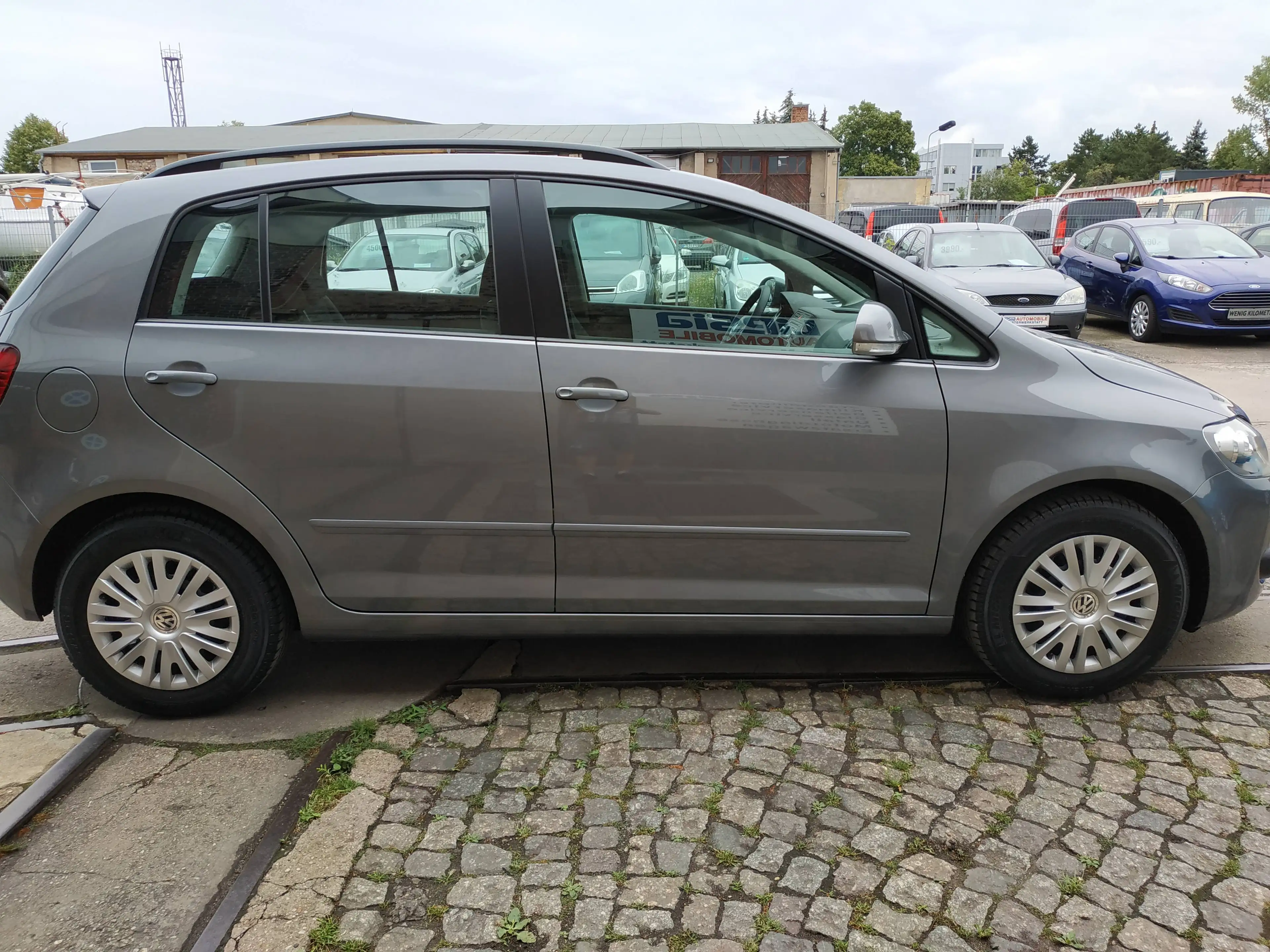 Volkswagen Golf Plus 1.4 Trendline/ TÜV NEU/ wenig KM/ 1.Hand — photo 3