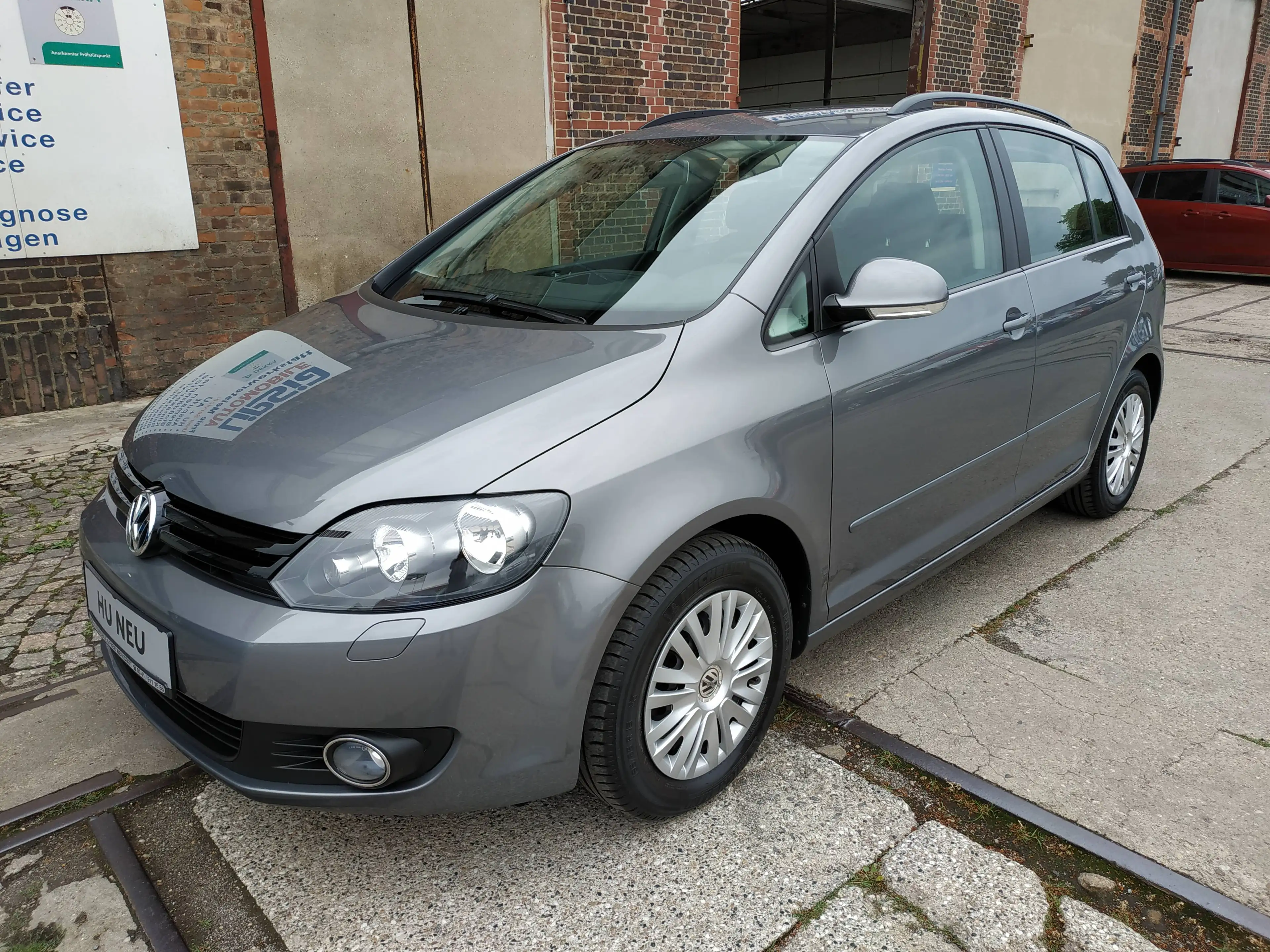 Volkswagen Golf Plus 1.4 Trendline/ TÜV NEU/ wenig KM/ 1.Hand