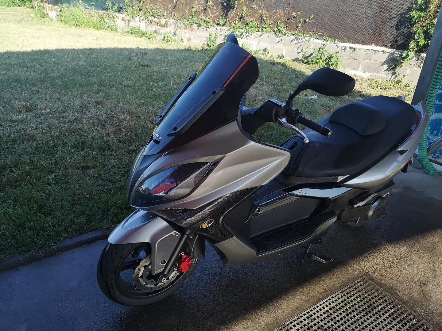 Kymco Xciting 300i R Grigio - 1