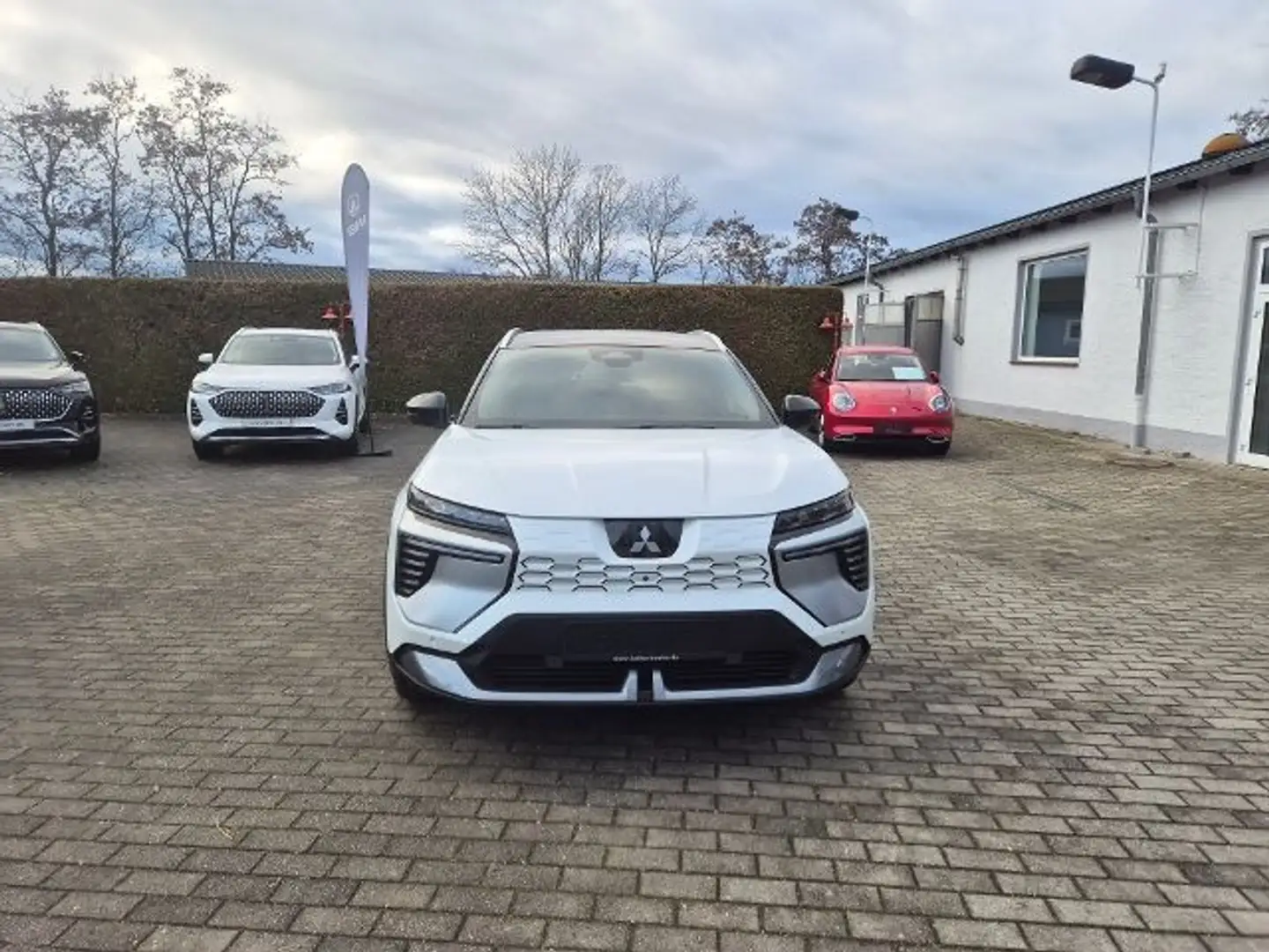 Mitsubishi Eclipse Cross Diamant TOP 87 kWh (22kW) Alb - 2