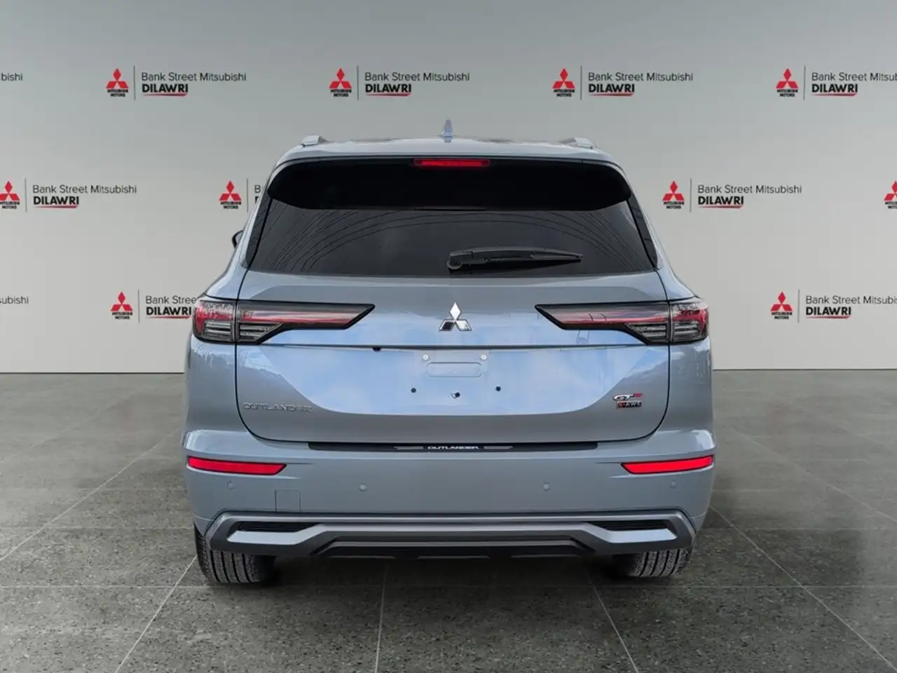 Mitsubishi Outlander снимка Mitsubishi Outlander