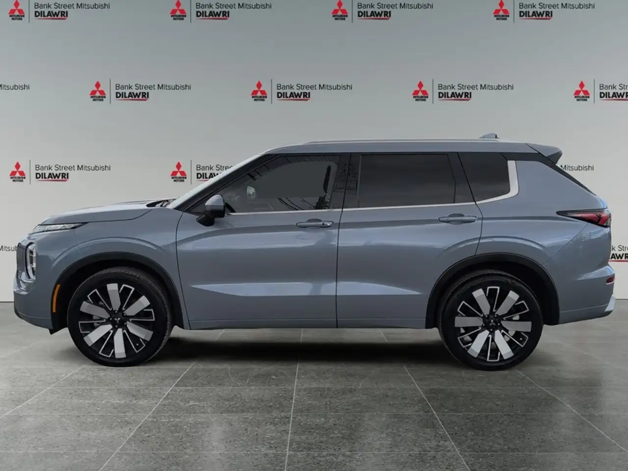 Mitsubishi Outlander снимка Mitsubishi Outlander