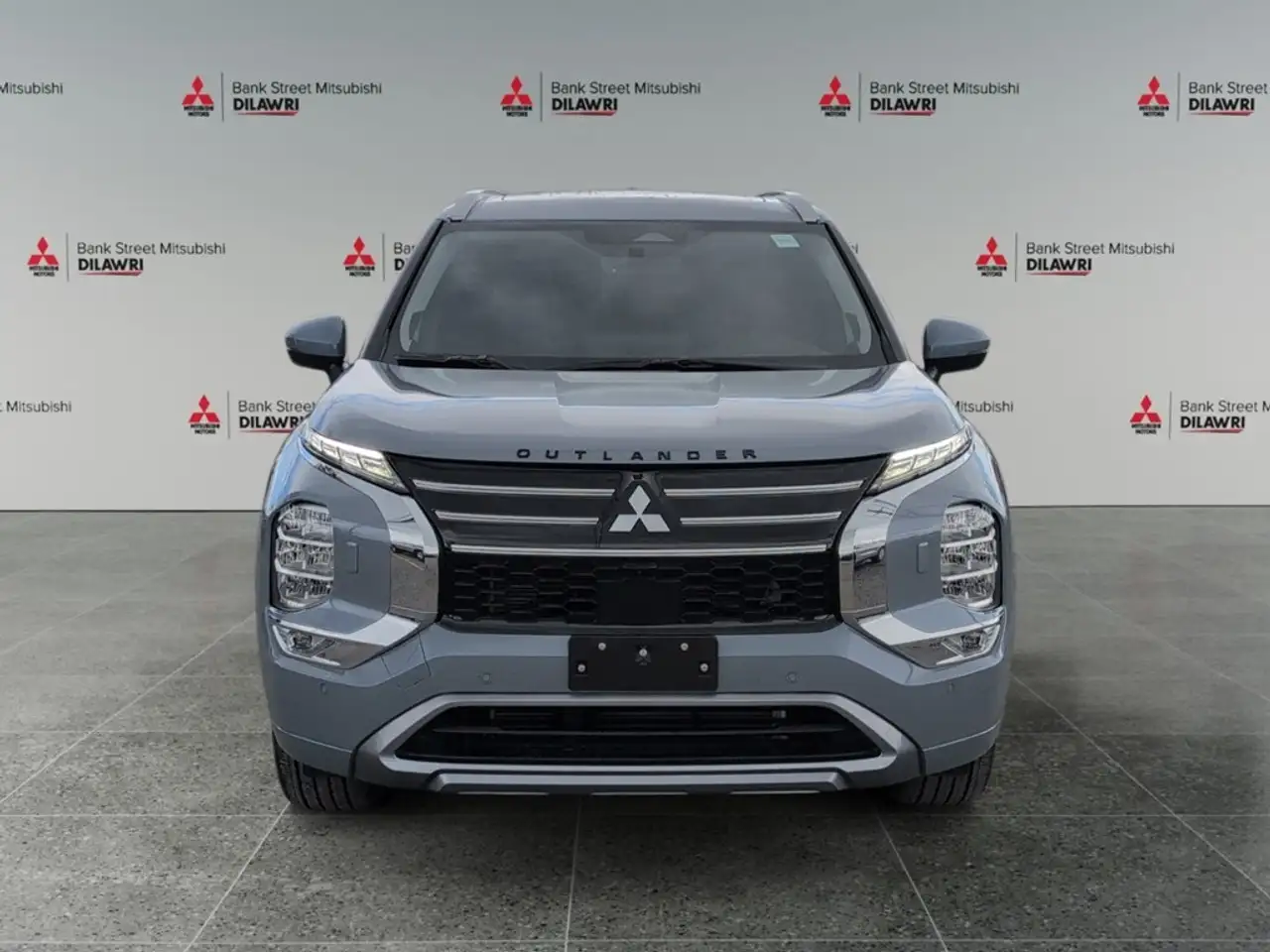 Mitsubishi Outlander снимка Mitsubishi Outlander
