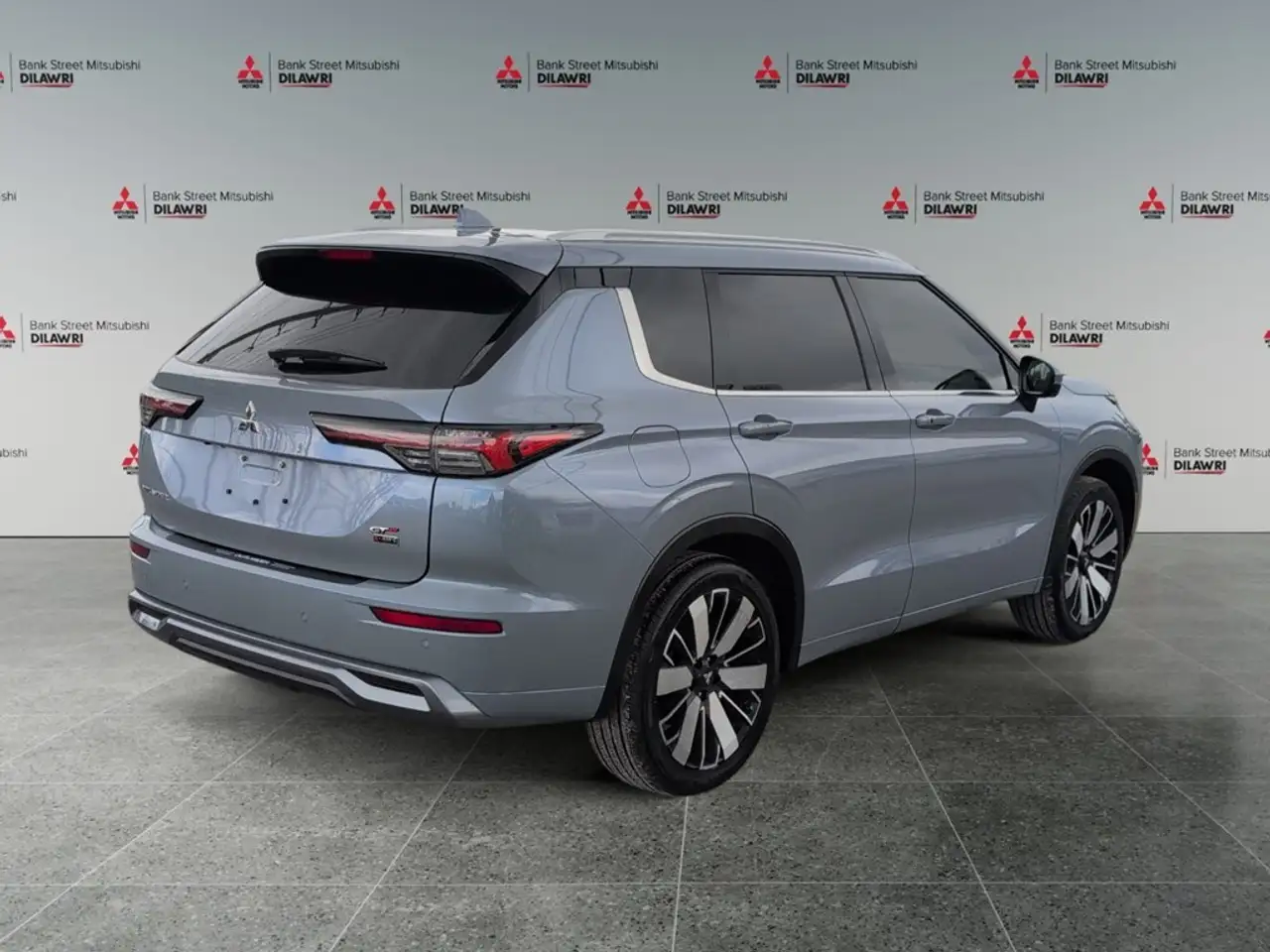 Mitsubishi Outlander снимка Mitsubishi Outlander