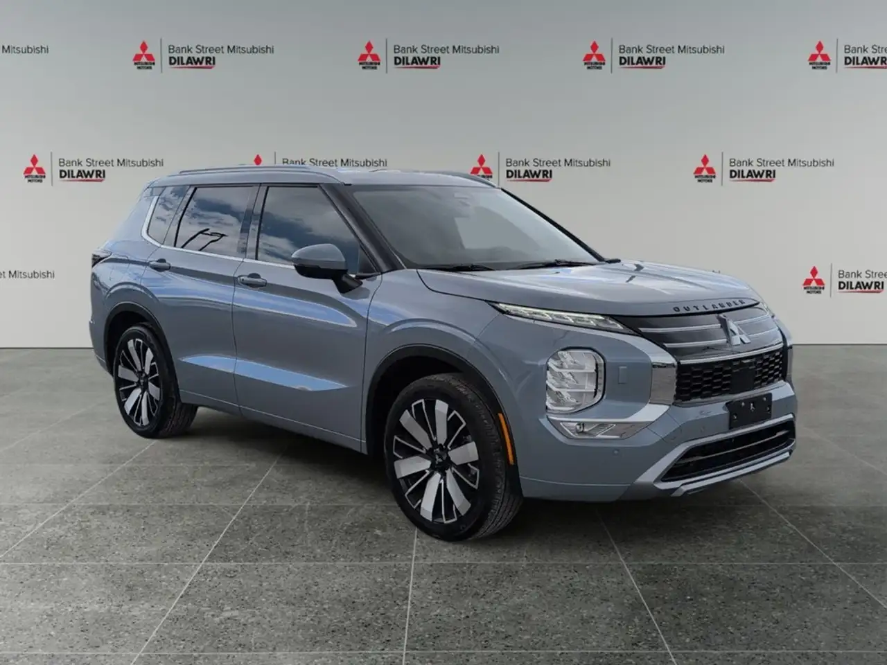 Mitsubishi Outlander снимка Mitsubishi Outlander