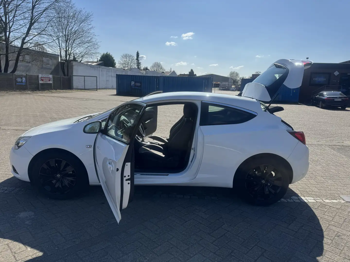 Opel Astra GTC,HU/AU 11.2026, Inkl. 12 Monate Garantie,2.Hand Blanco - 2