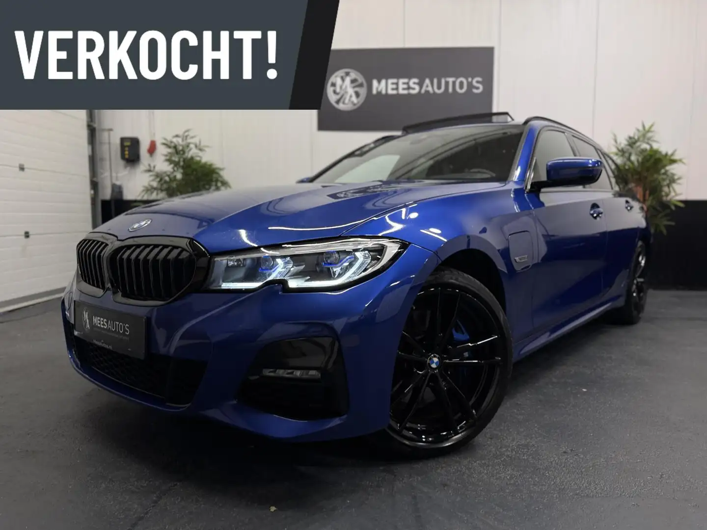 BMW 330 3-serie Touring 330e High Executive|Pano|M-Sport|L Bleu - 2